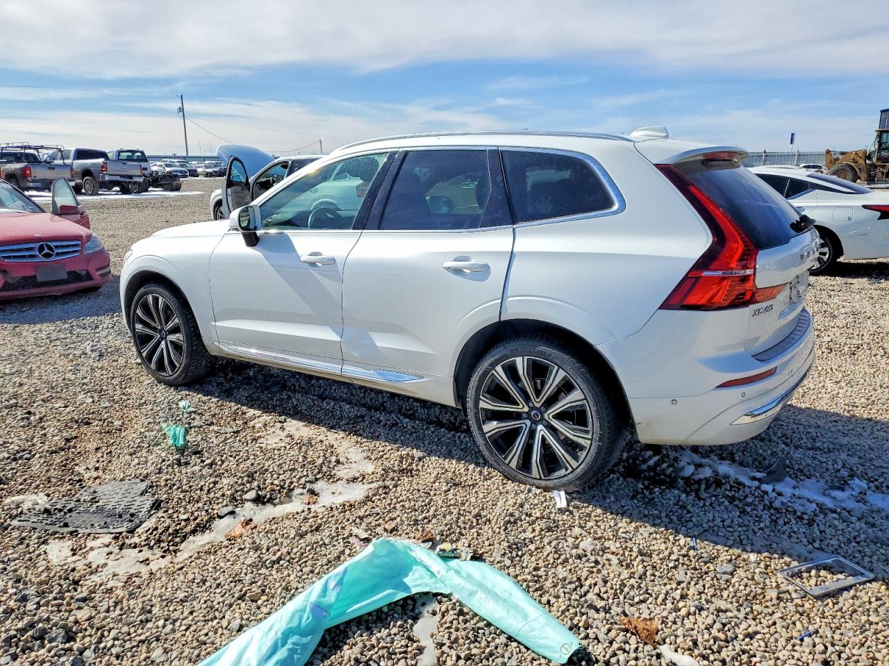 VOLVO XC60 ULTIMATE 2023