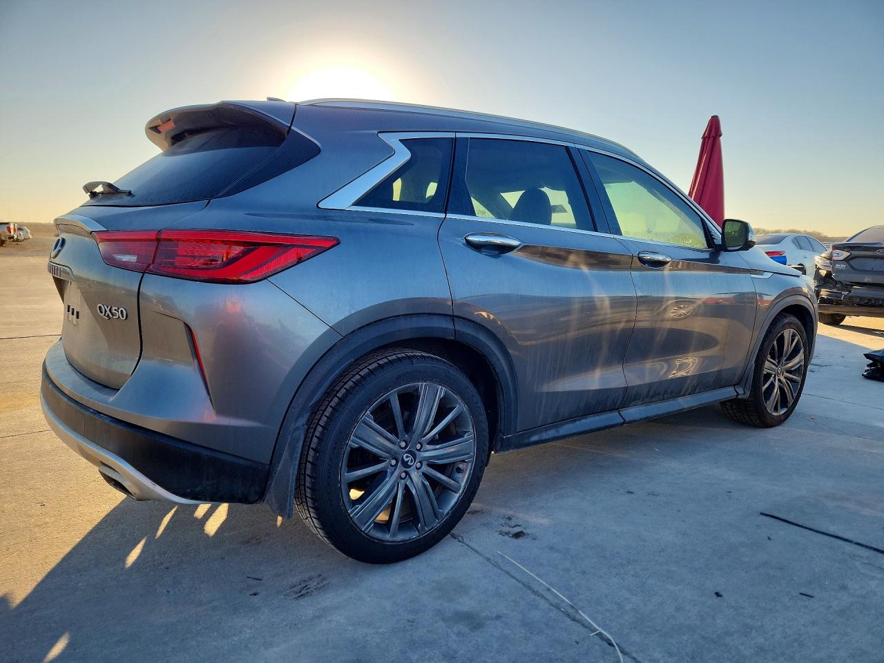 INFINITI QX50 ESSENTIAL 2021