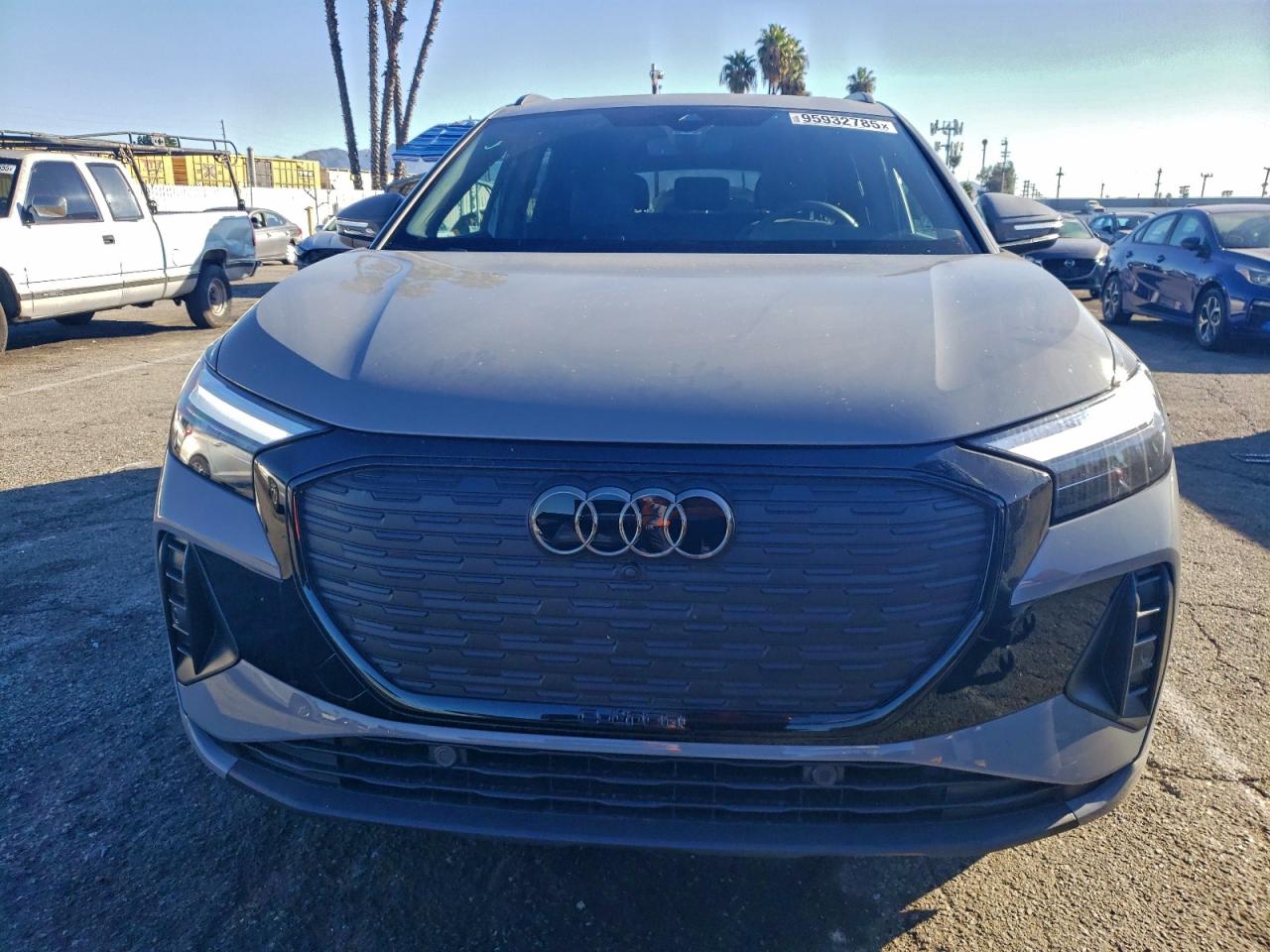 AUDI Q4 E-TRON PREMIUM 2025