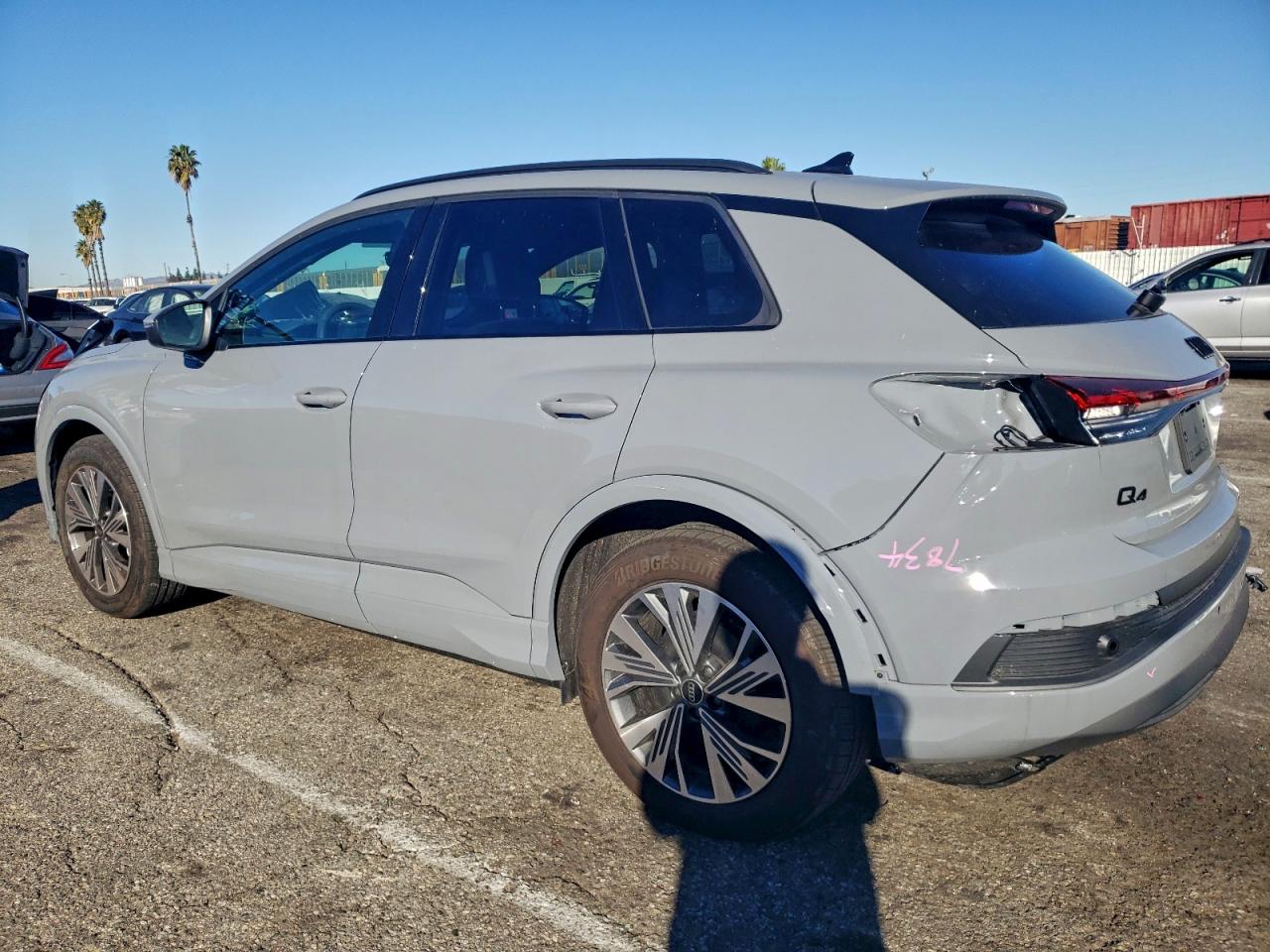 AUDI Q4 E-TRON PREMIUM 2025