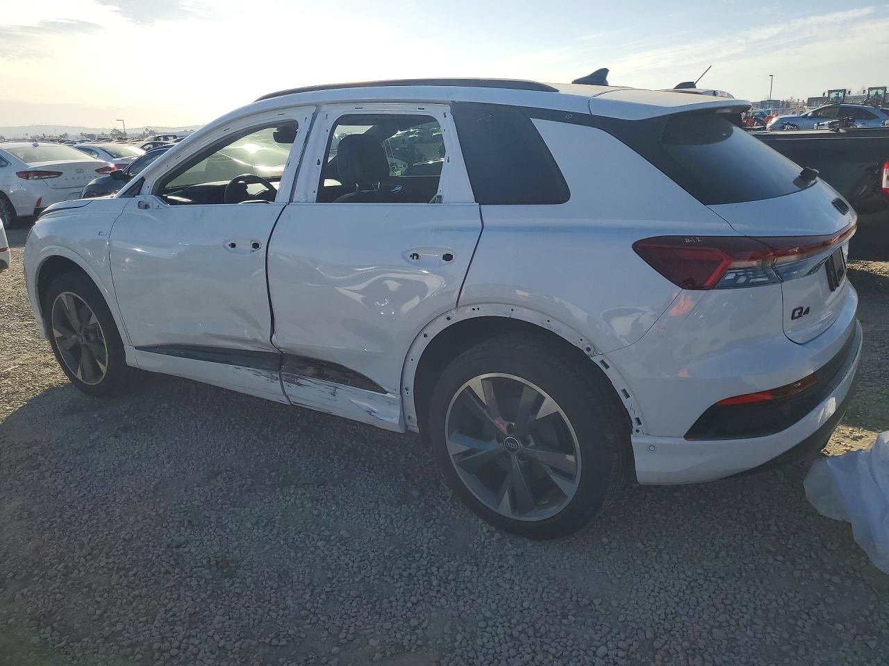AUDI Q4 E-TRON PREMIUM PLUS 2024