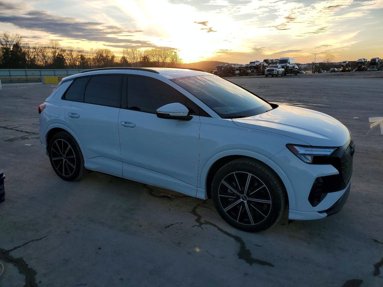 AUDI Q4 E-TRON PREMIUM PLUS 2025