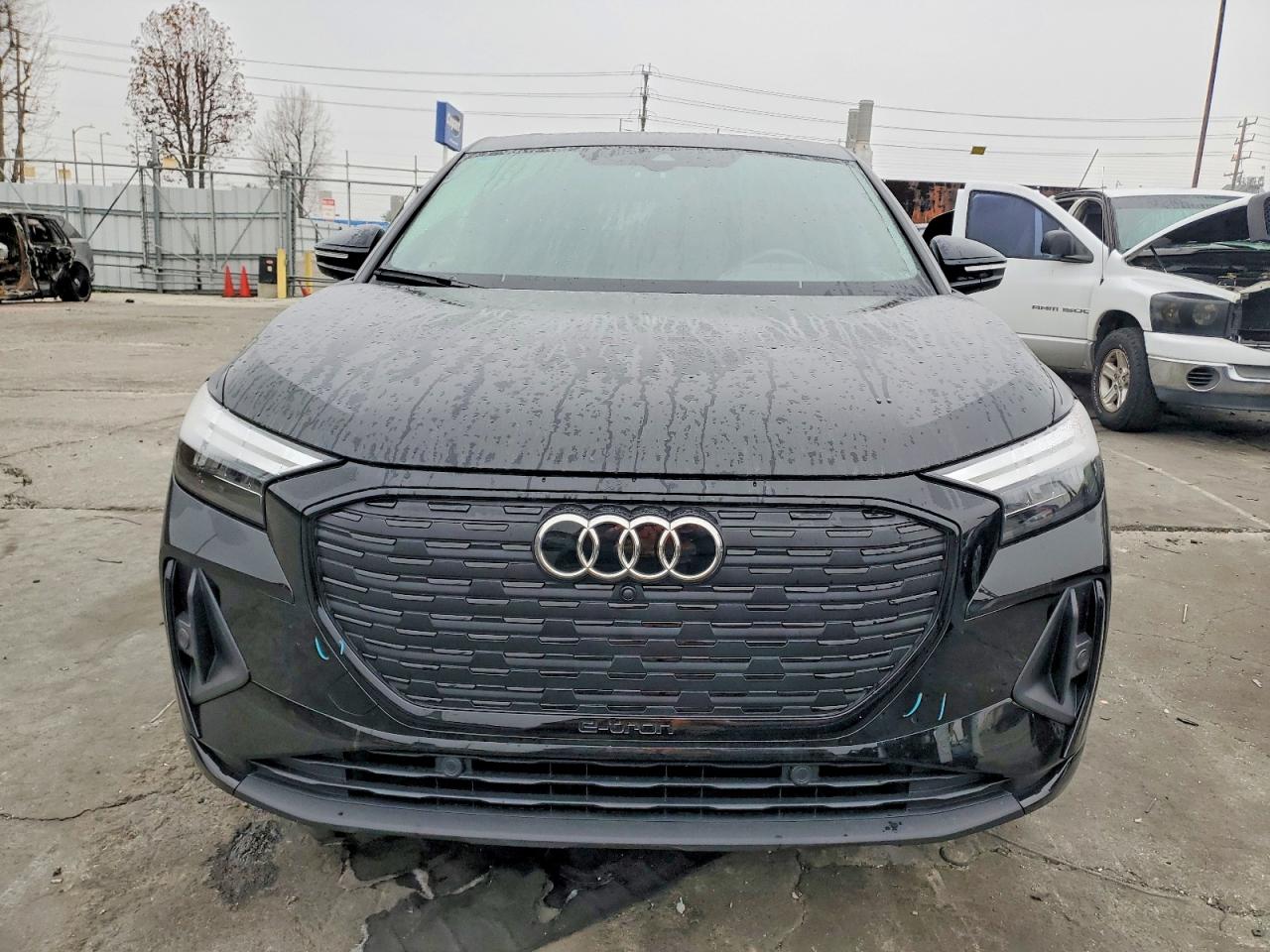 AUDI Q4 E-TRON SPORTBACK PREMIUM 2024