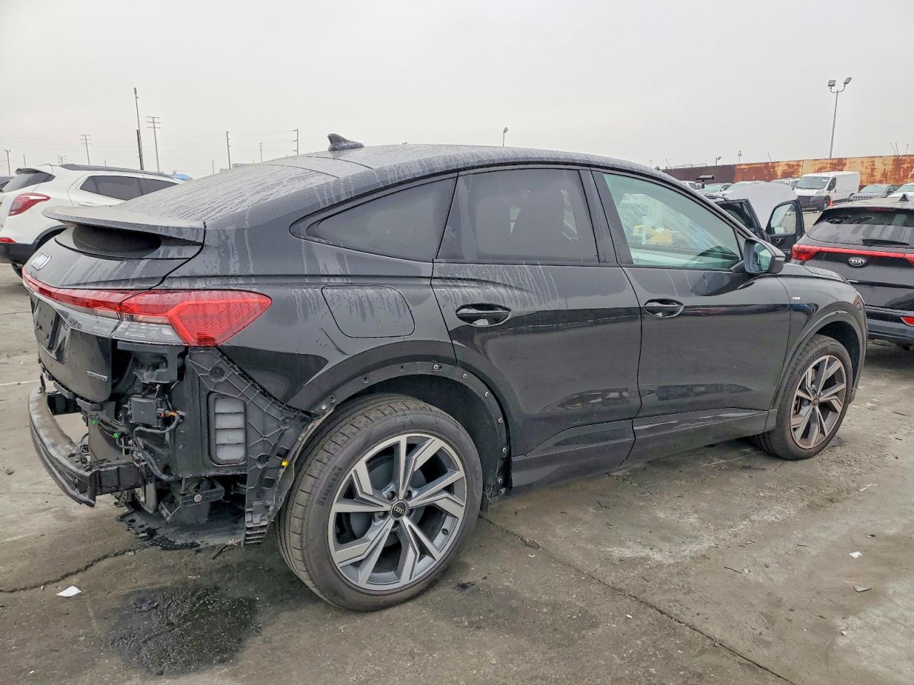 AUDI Q4 E-TRON SPORTBACK PREMIUM 2024