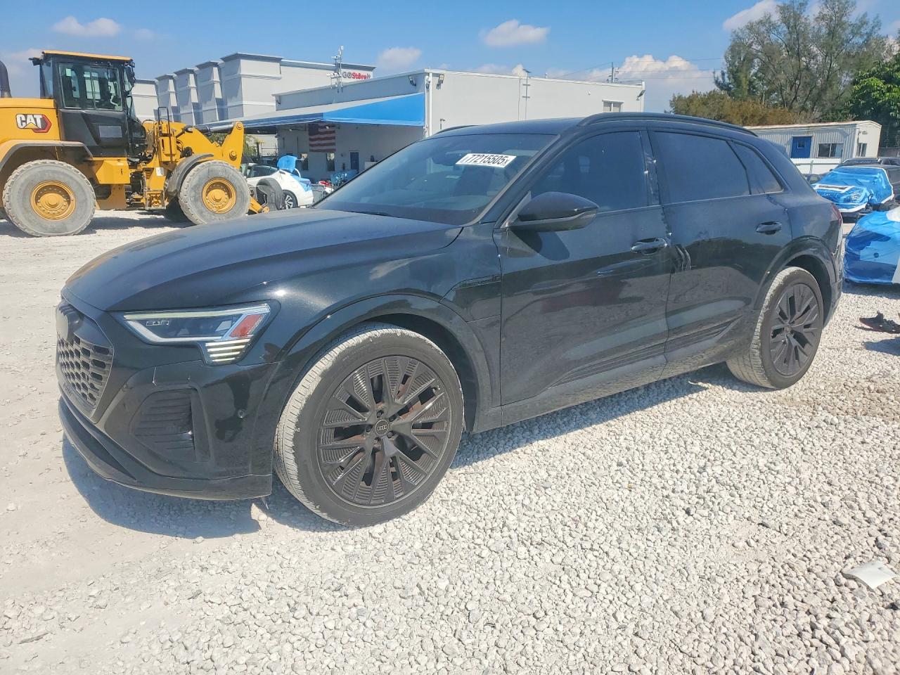 AUDI Q8 E-TRON PRESTIGE 2024
