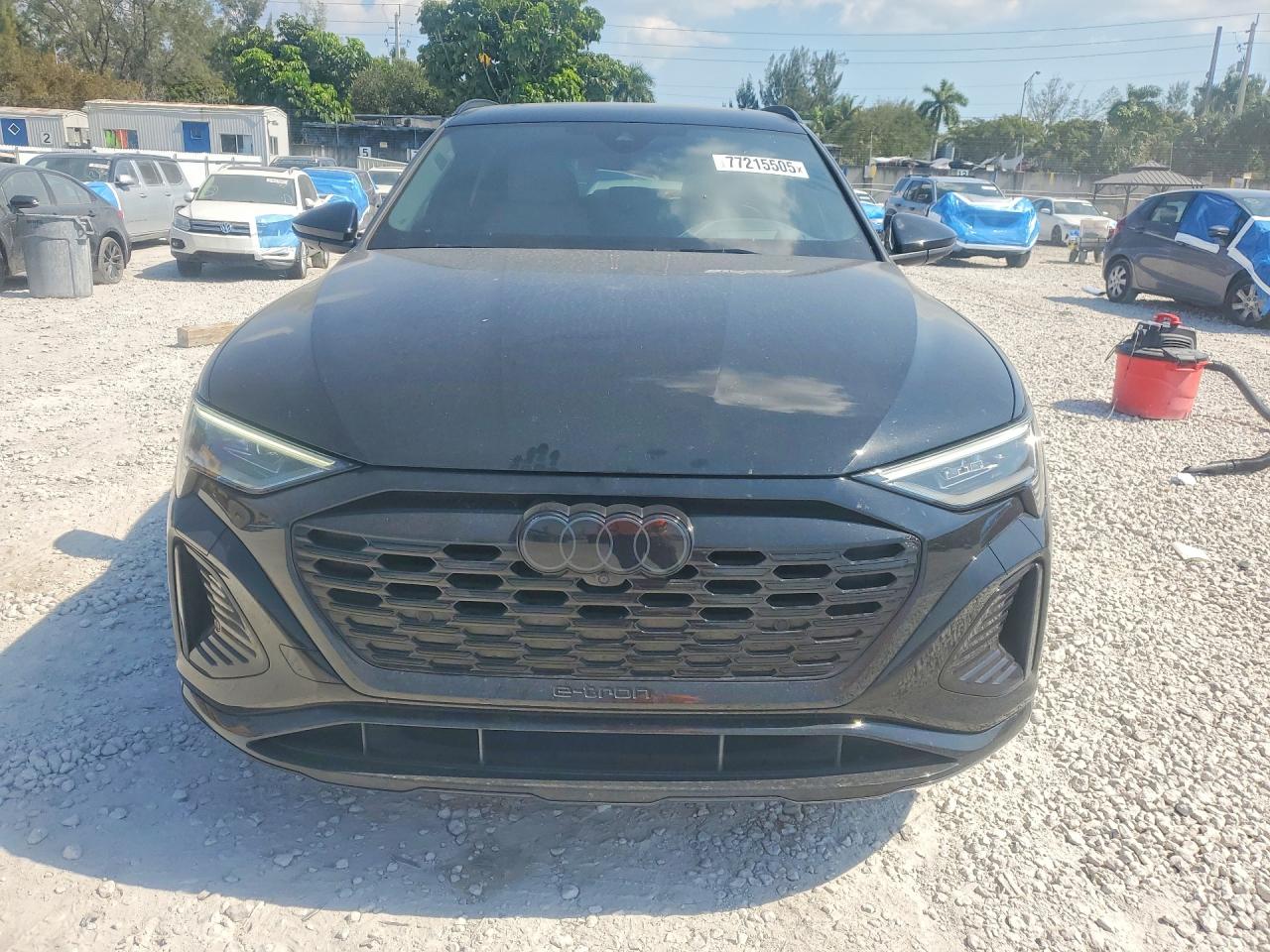 AUDI Q8 E-TRON PRESTIGE 2024