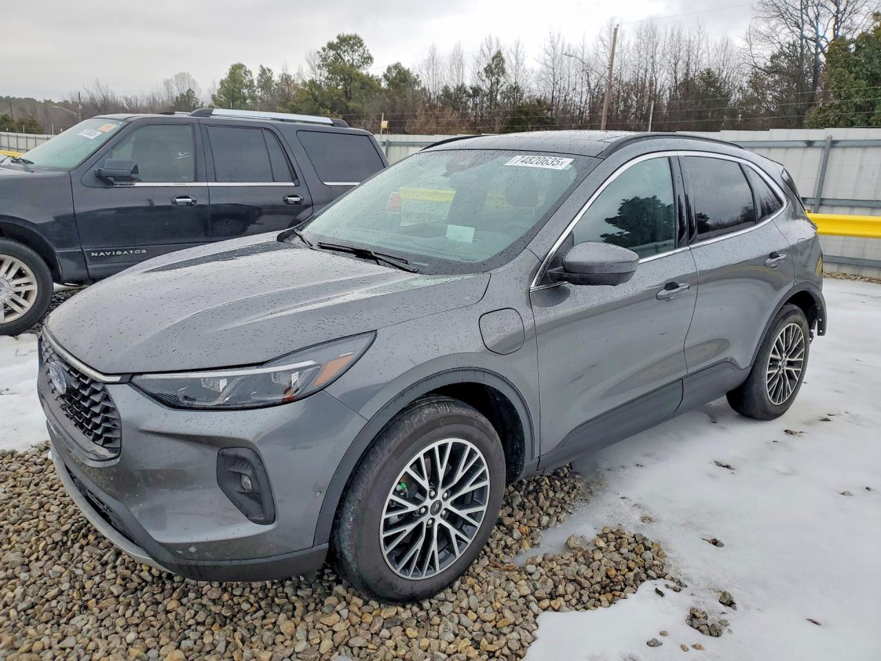 FORD ESCAPE 2024