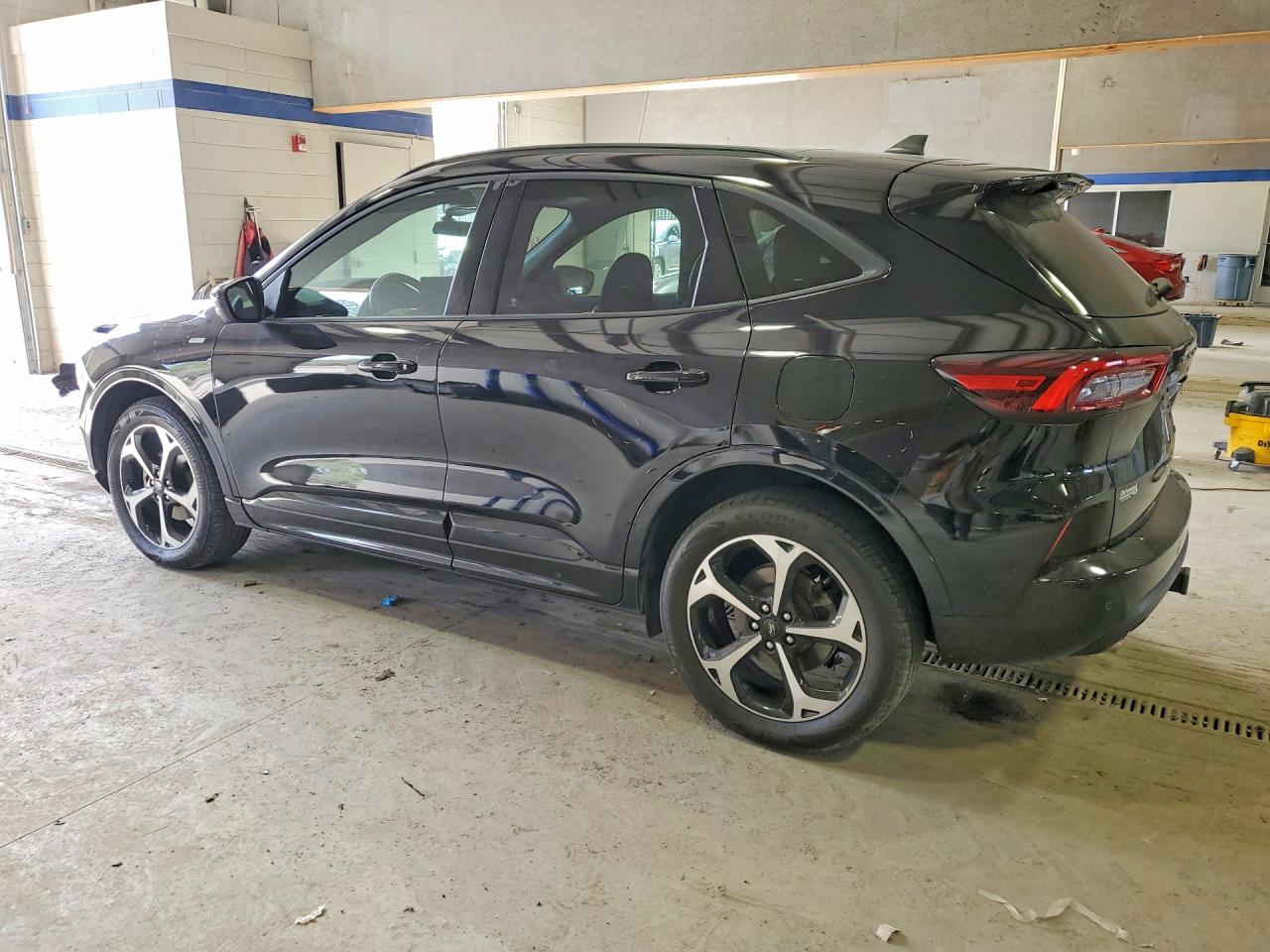 FORD ESCAPE ST LINE SELECT 2023