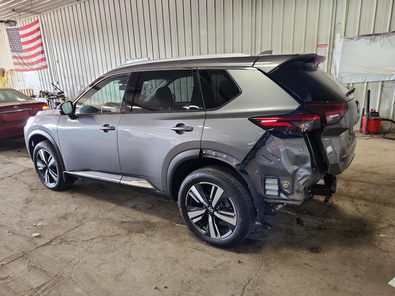 NISSAN ROGUE PLATINUM 2021
