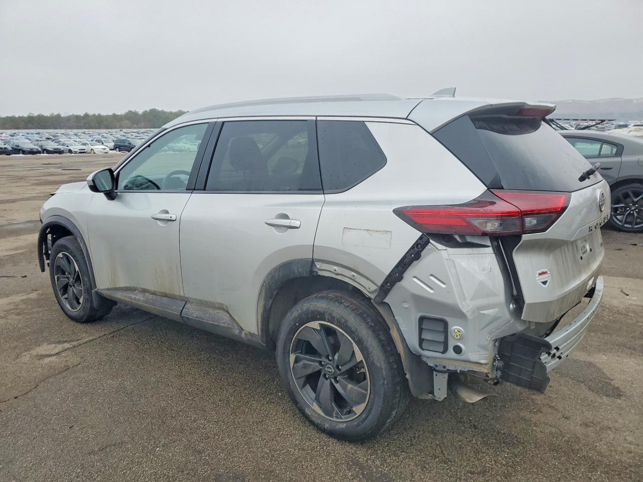 NISSAN ROGUE SV 2025