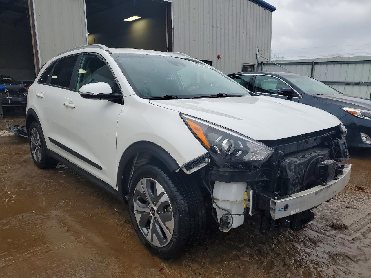 KIA NIRO EX PREMIUM 2021