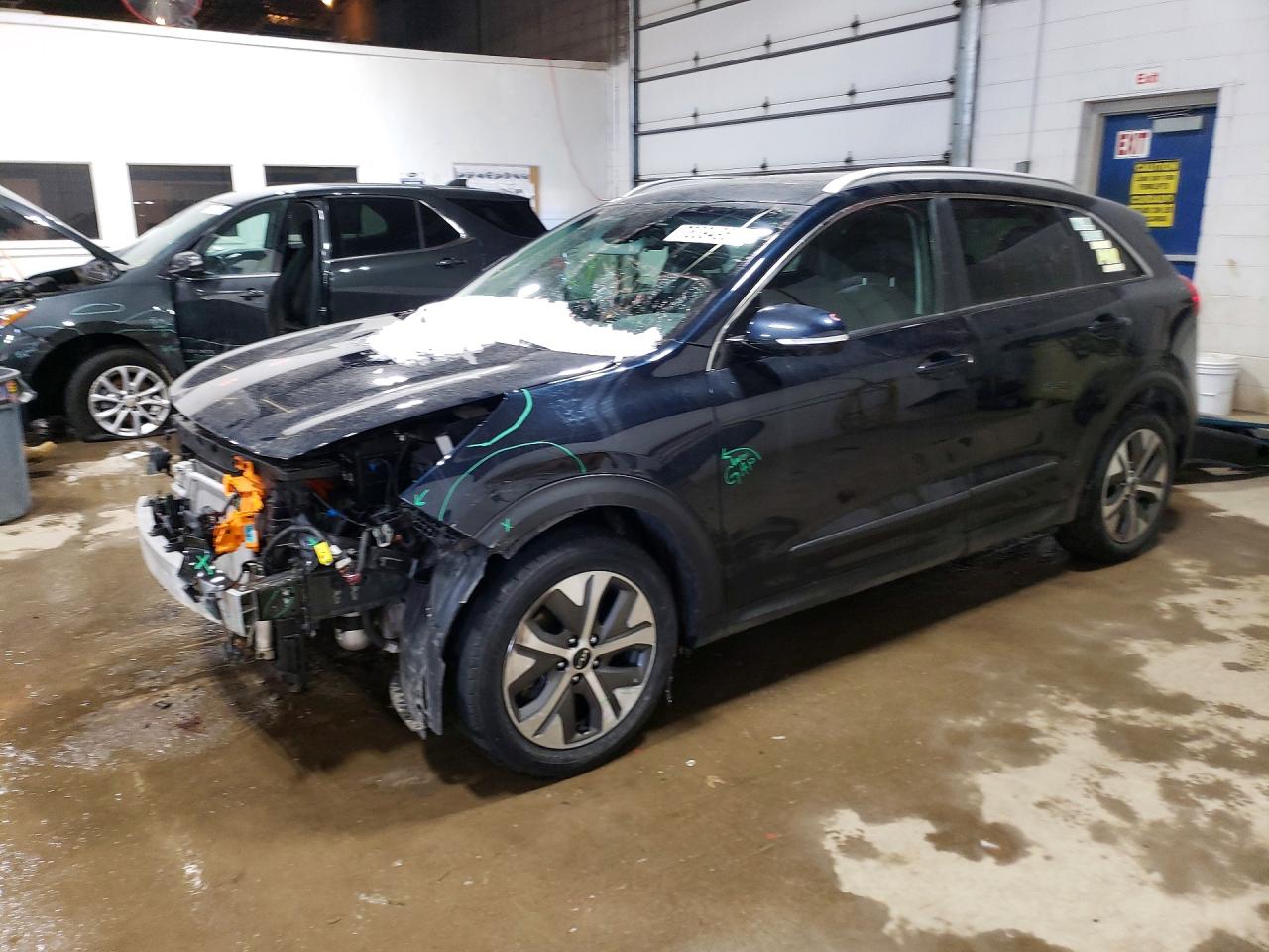 KIA NIRO EX PREMIUM 2022