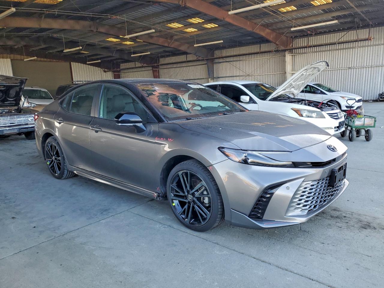 TOYOTA CAMRY XSE 2025