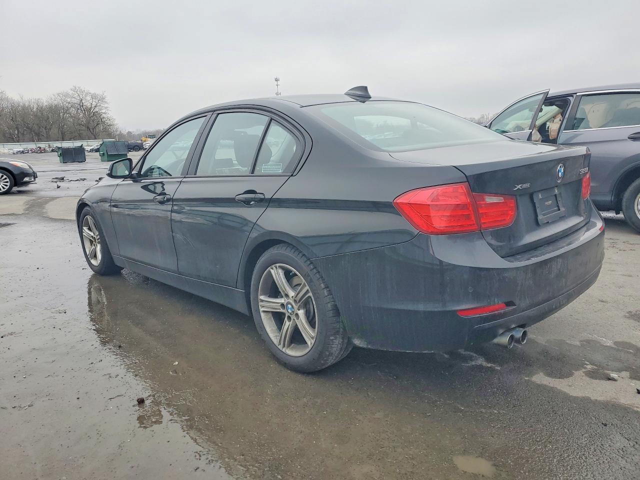 BMW 328 XI SULEV 2015