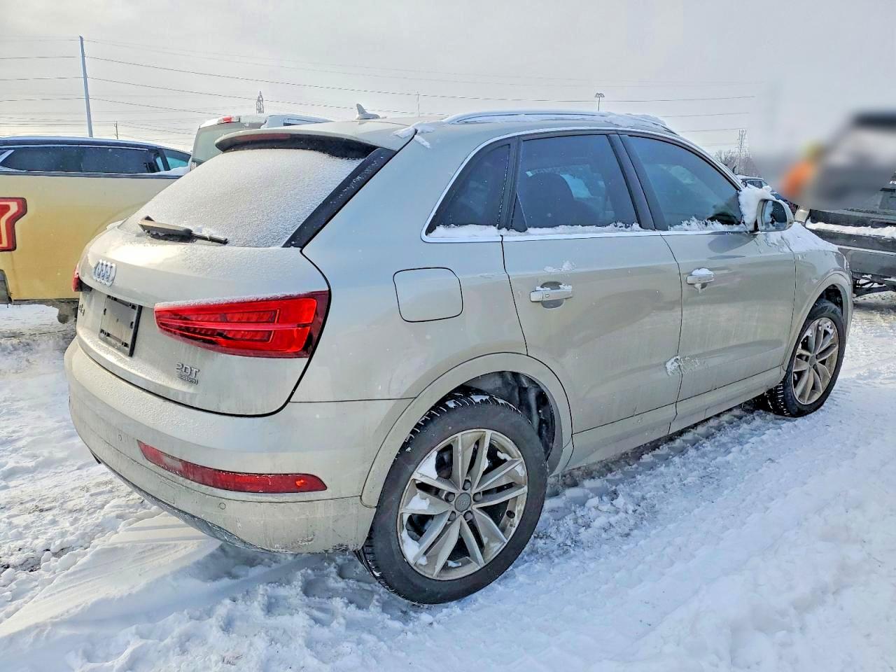 AUDI Q3 PREMIUM PLUS 2016