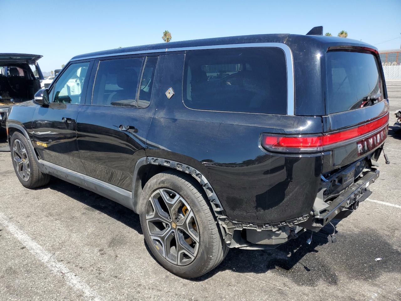 RIVIAN R1S LAUNCH EDITION 2023