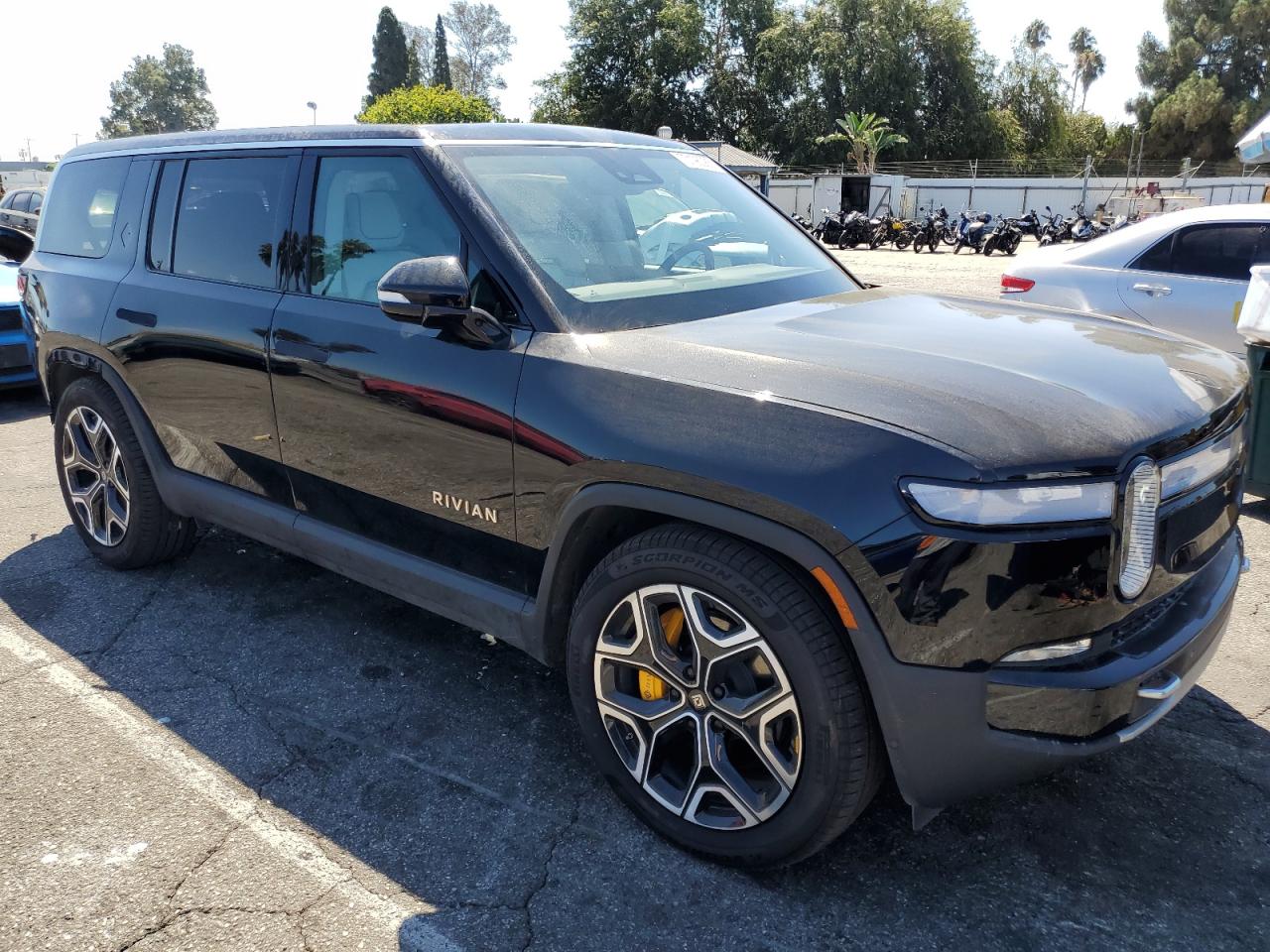 RIVIAN R1S LAUNCH EDITION 2023