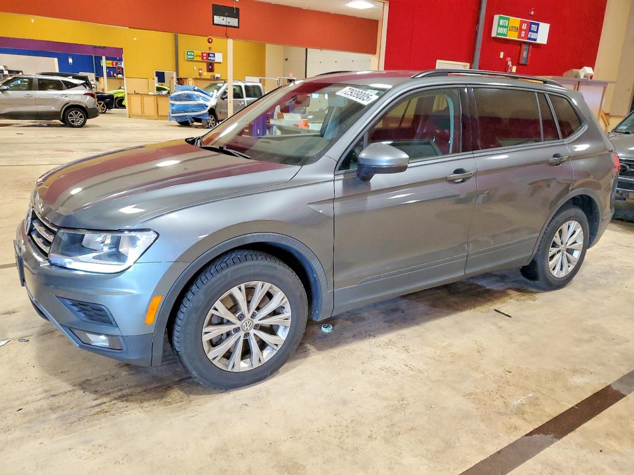 VOLKSWAGEN TIGUAN S 2018