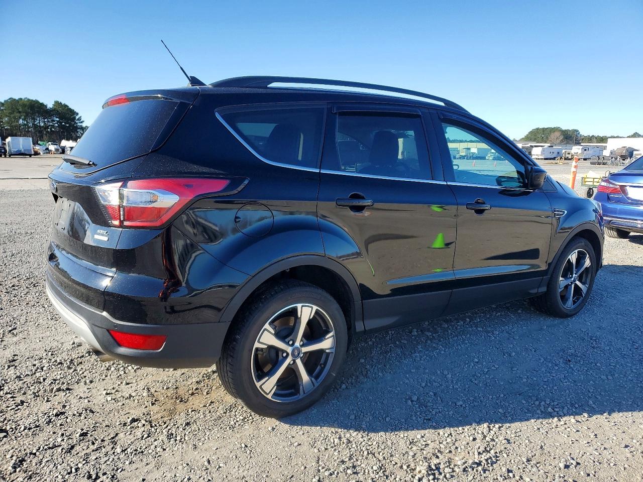 FORD ESCAPE SEL 2018