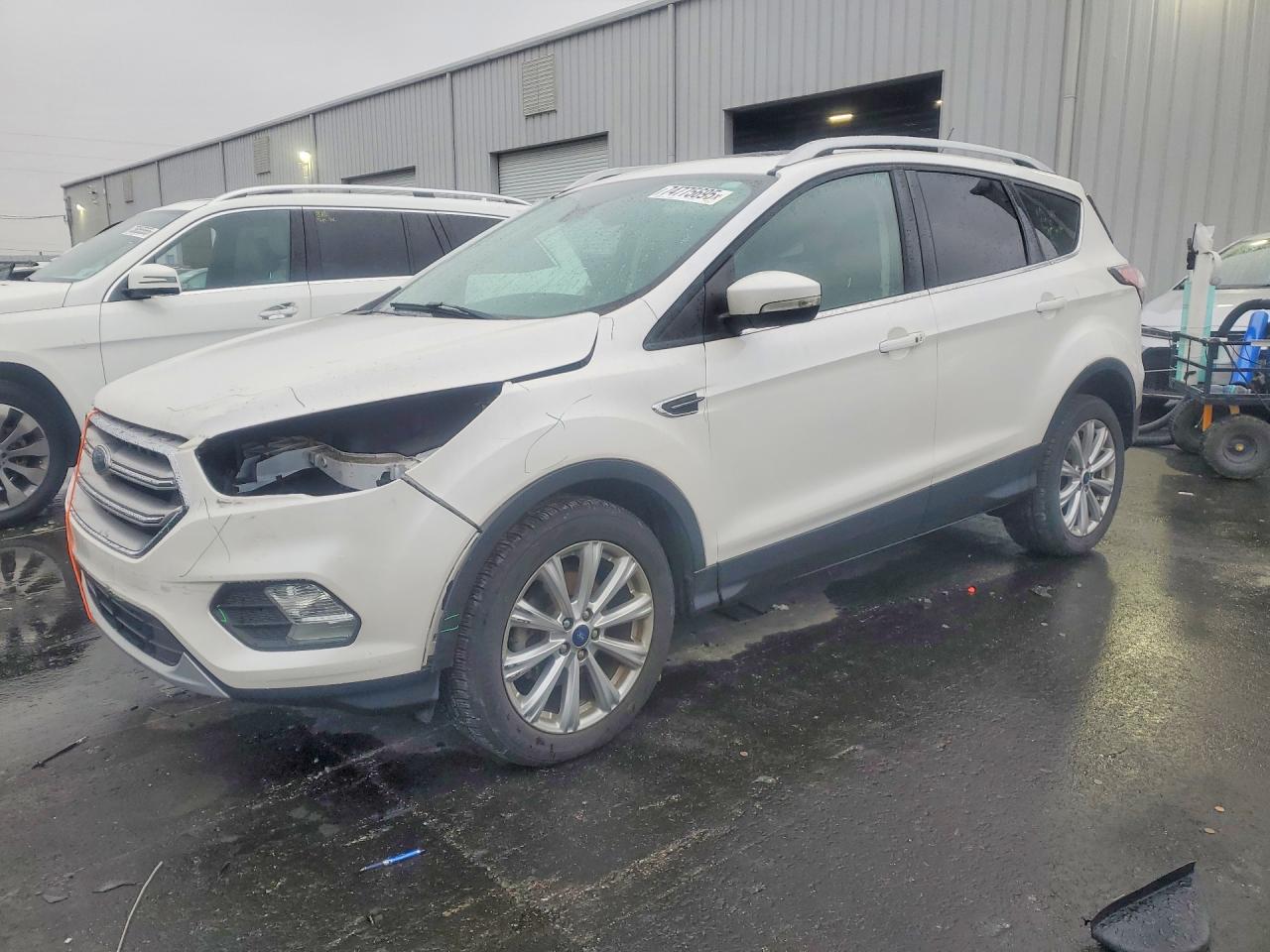 FORD ESCAPE TITANIUM 2017