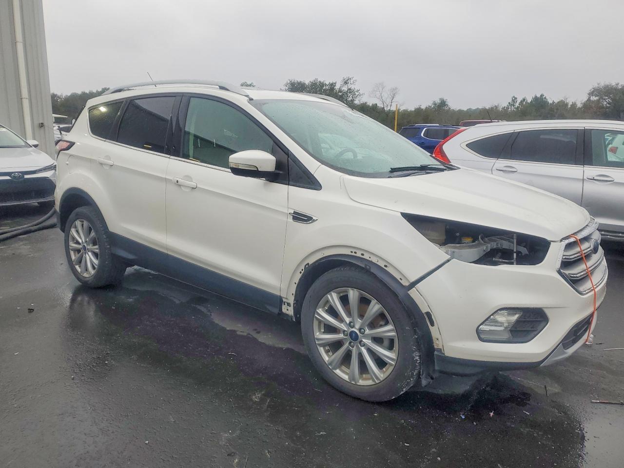 FORD ESCAPE TITANIUM 2017