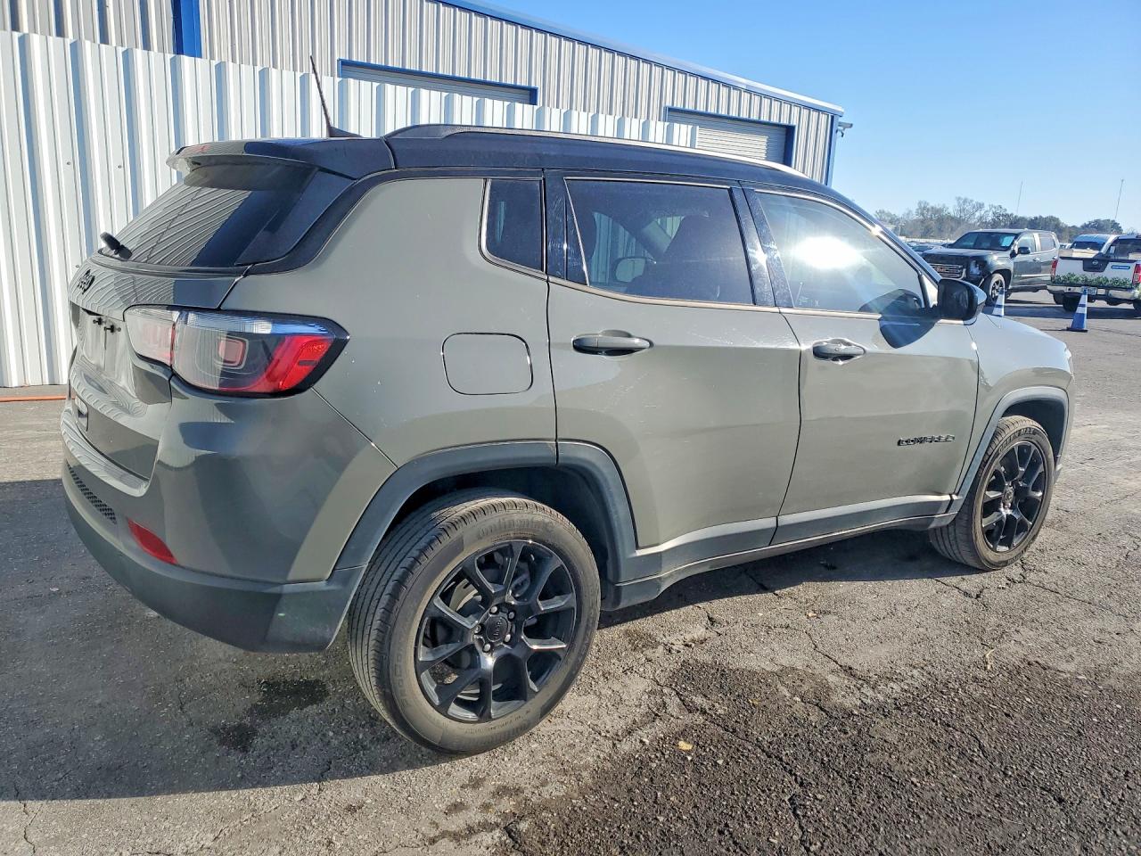 JEEP COMPASS LATITUDE 2023
