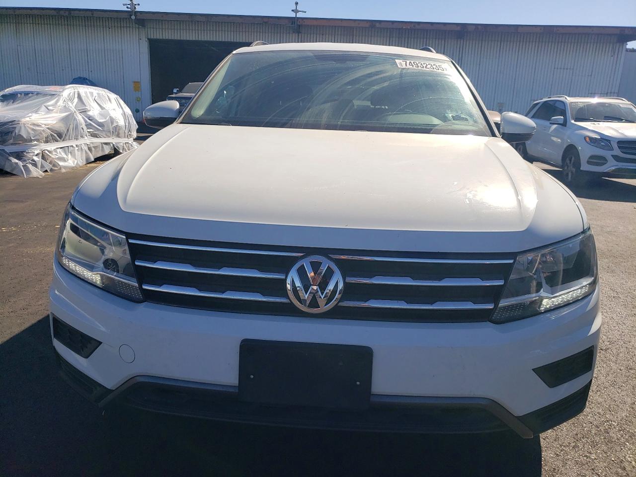 VOLKSWAGEN TIGUAN SE 2017