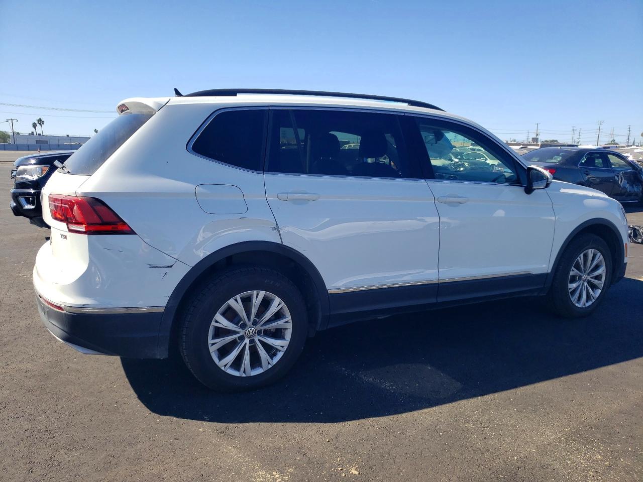 VOLKSWAGEN TIGUAN SE 2017