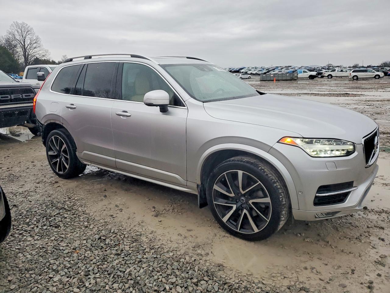 VOLVO XC90 T6 MOMENTUM 2019