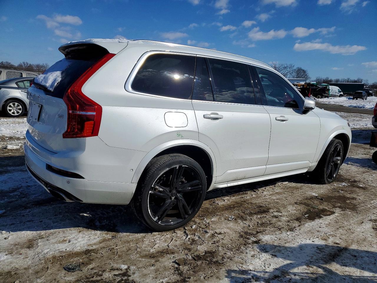 VOLVO XC90 T5 2018