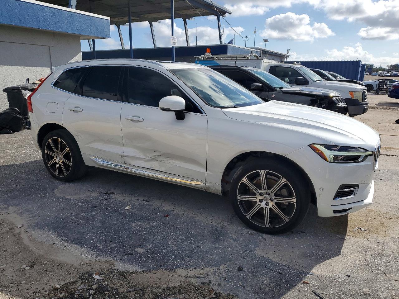 VOLVO XC60 T8 INSCRIPTION 2019