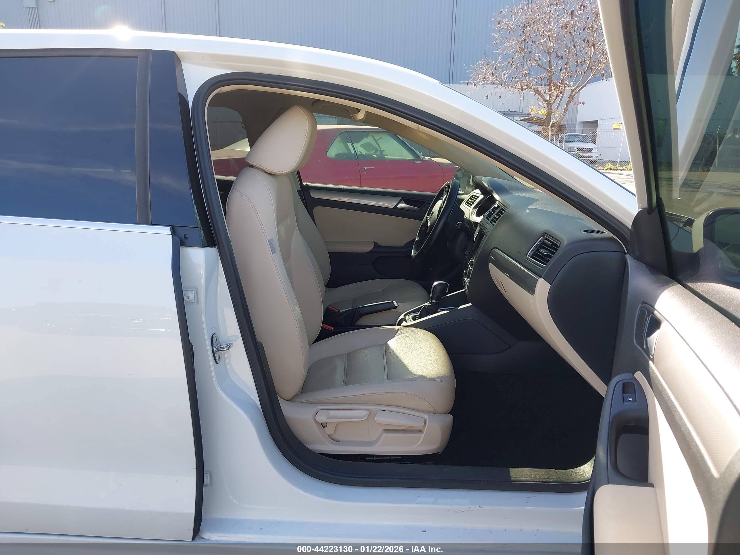 VOLKSWAGEN JETTA 1.4T SE 2017