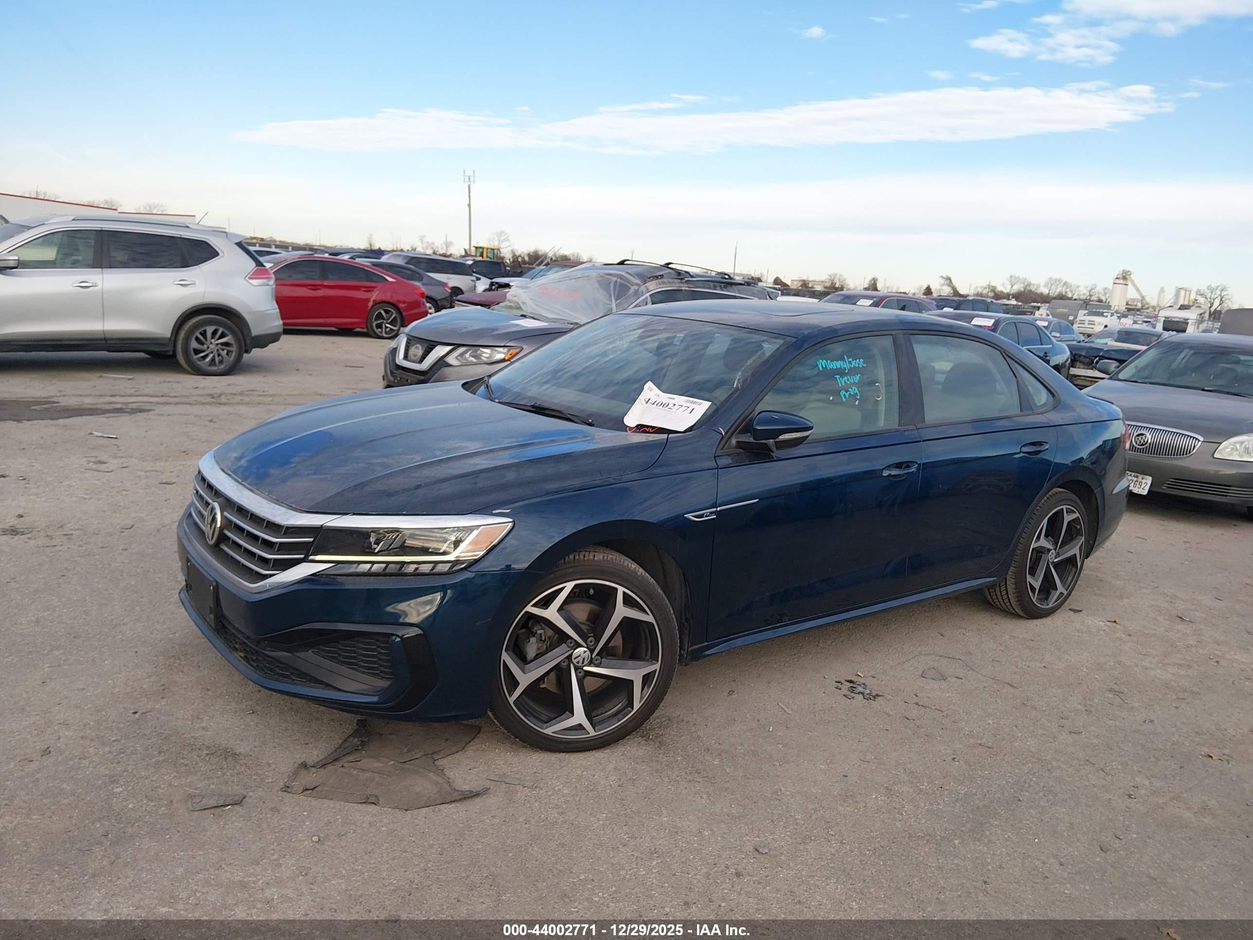 VOLKSWAGEN PASSAT 2.0T R-LINE 2020
