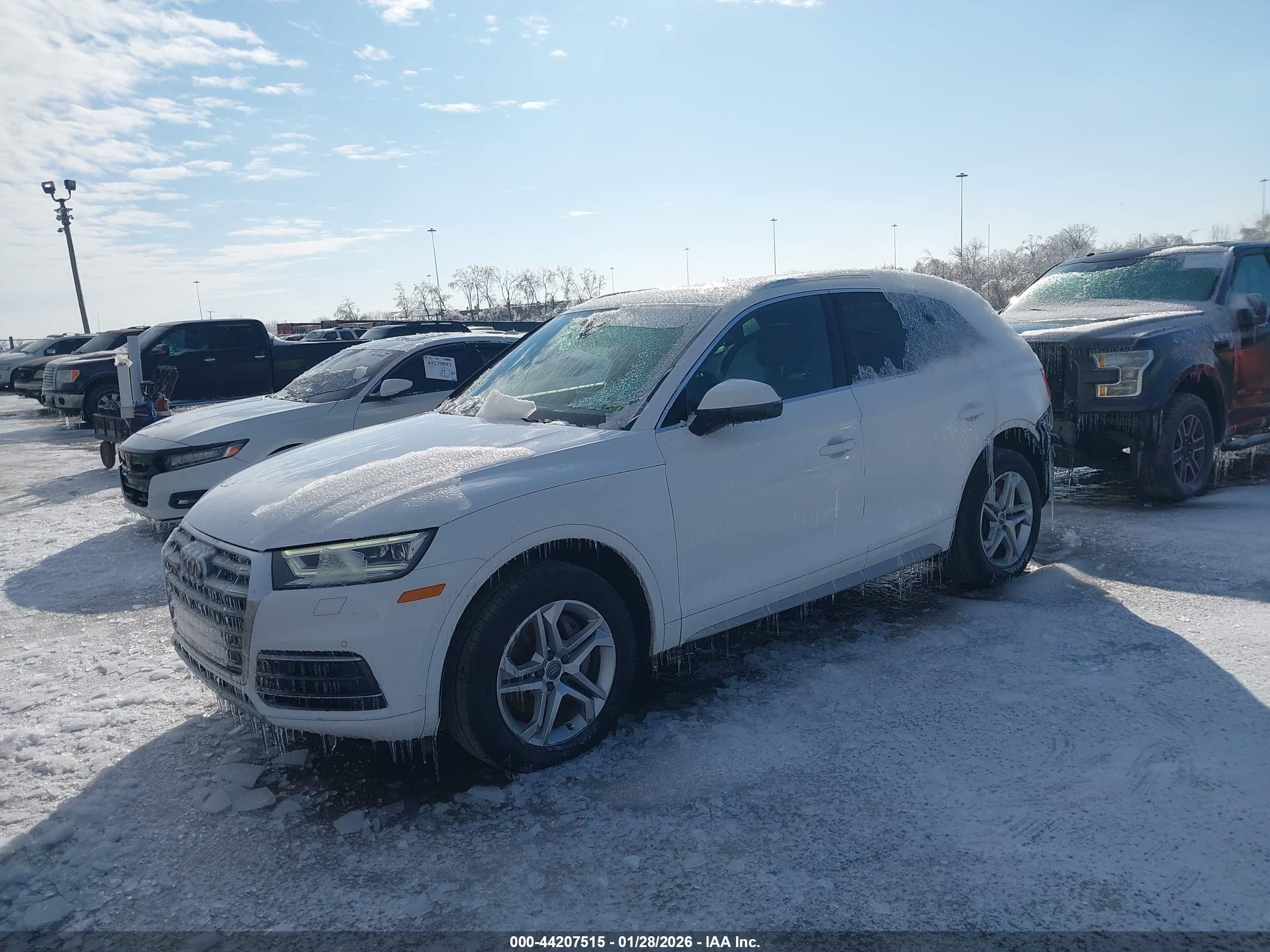 AUDI Q5 2.0T PREMIUM/2.0T TECH PREMIUM 2018