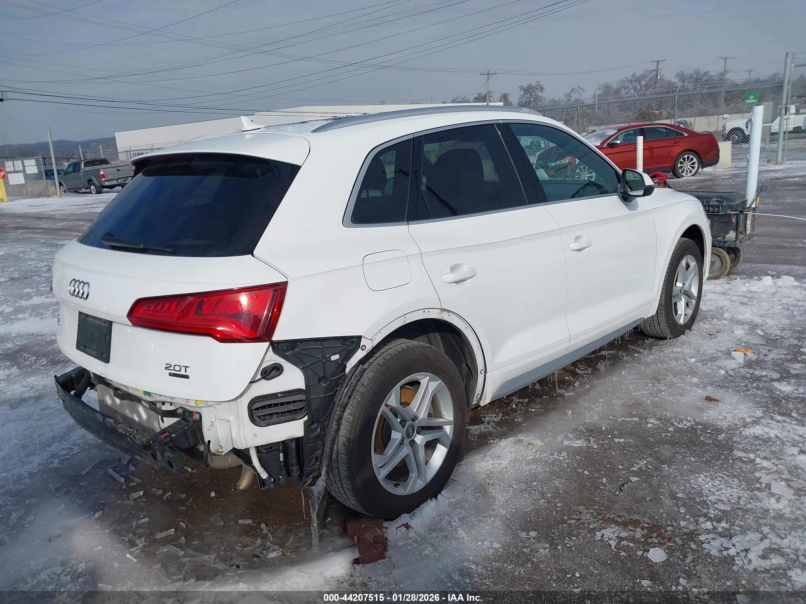 AUDI Q5 2.0T PREMIUM/2.0T TECH PREMIUM 2018