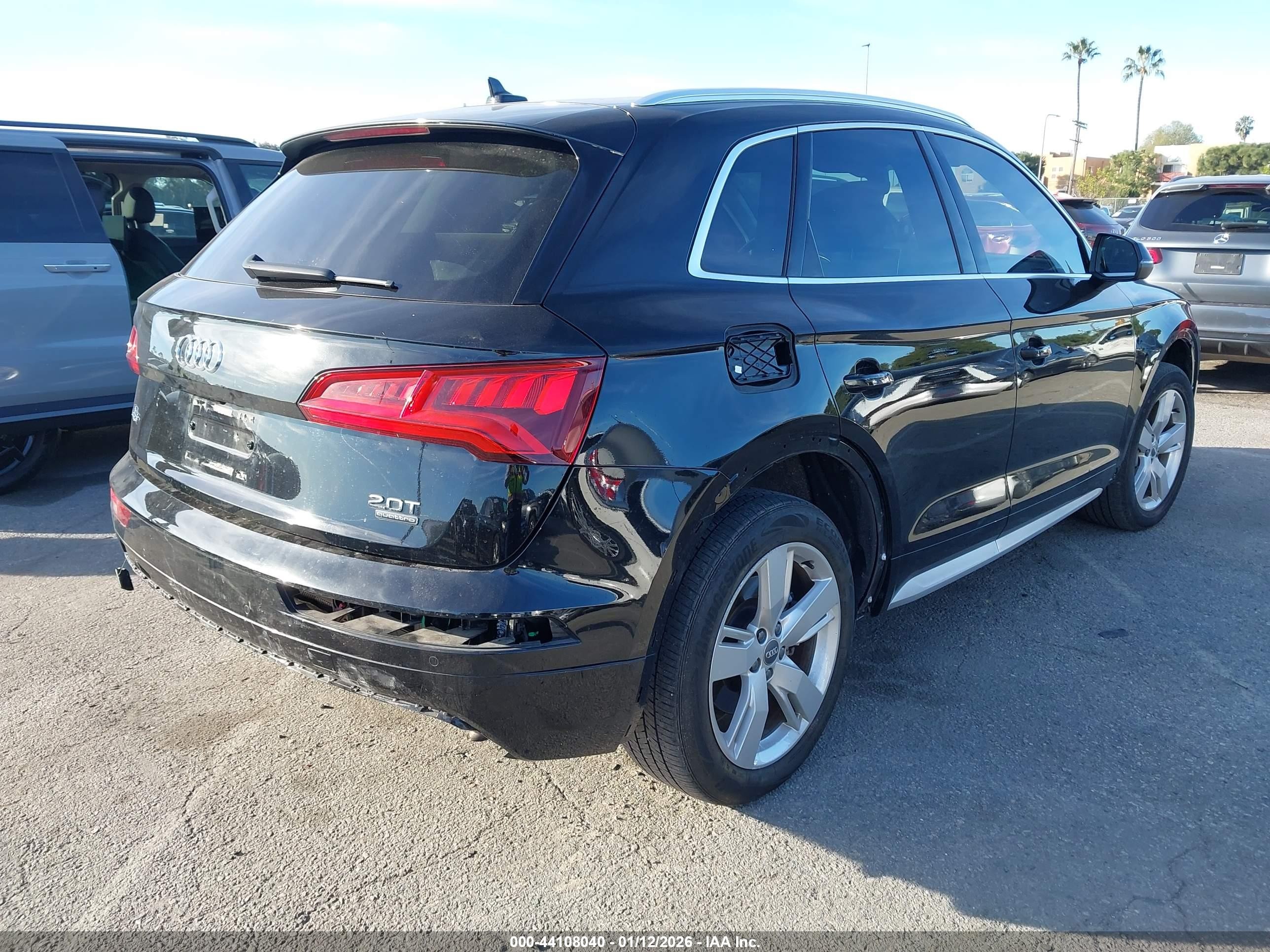 AUDI Q5 2.0T PREMIUM/2.0T TECH PREMIUM 2018