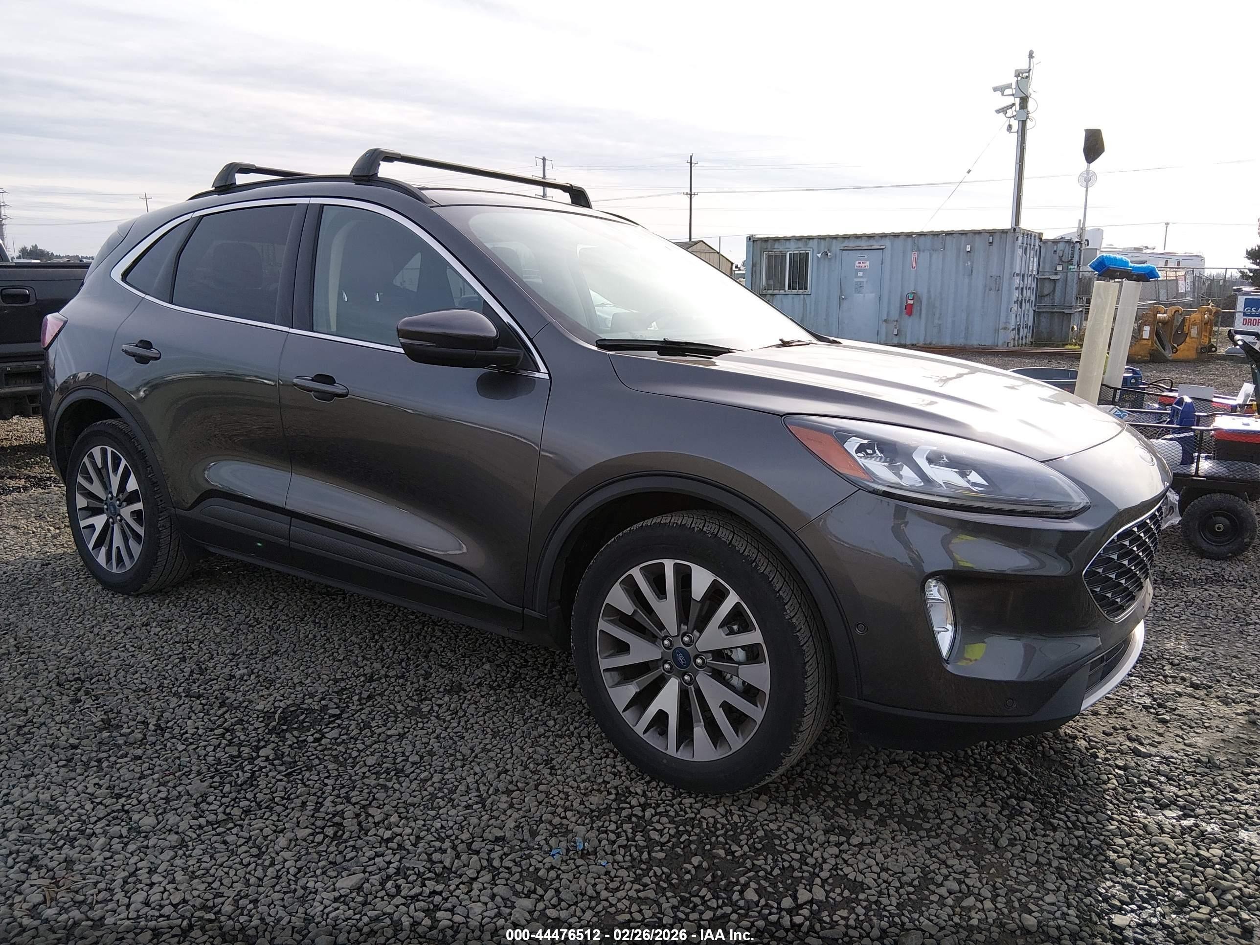 FORD ESCAPE TITANIUM 2020