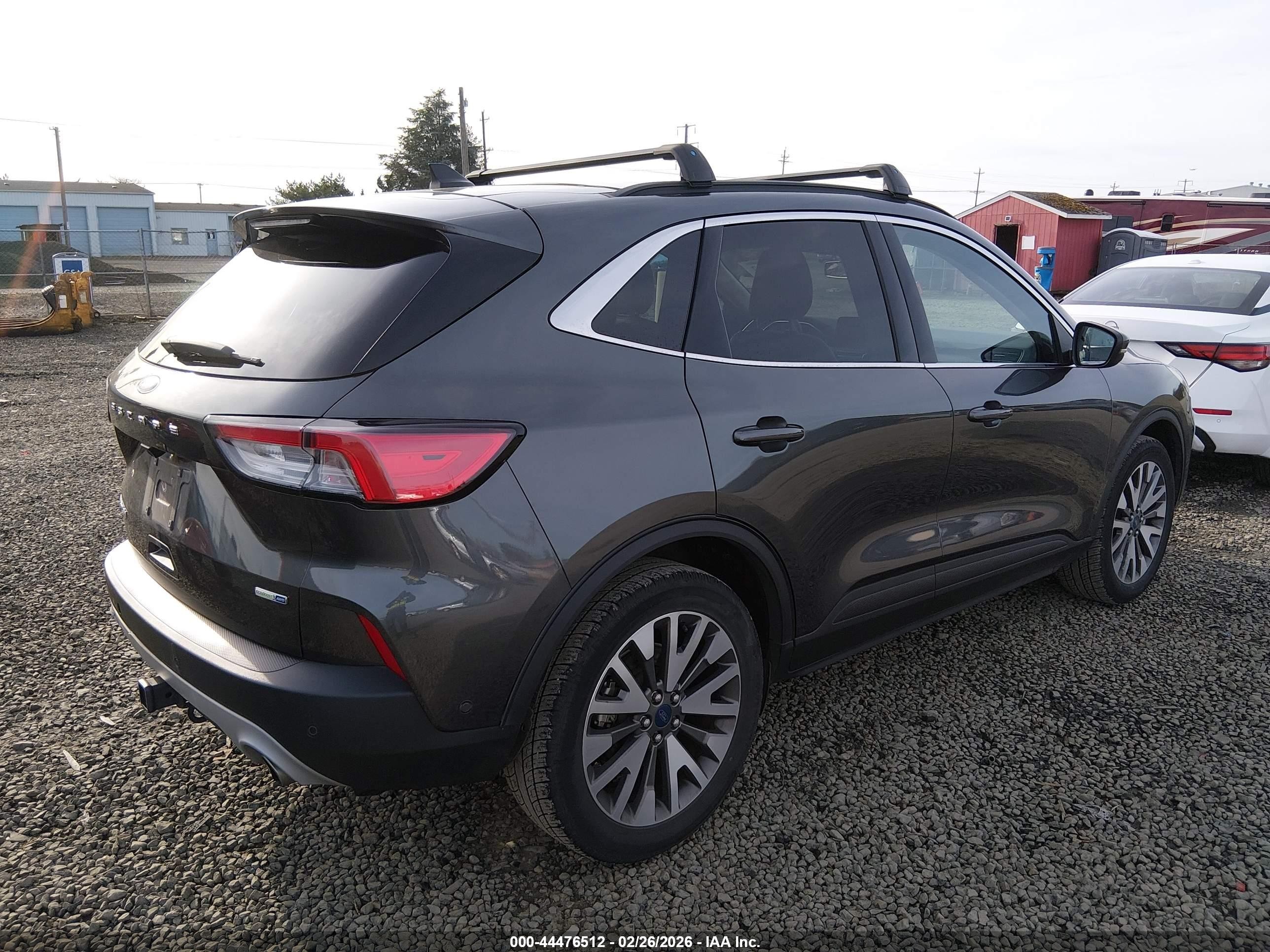 FORD ESCAPE TITANIUM 2020