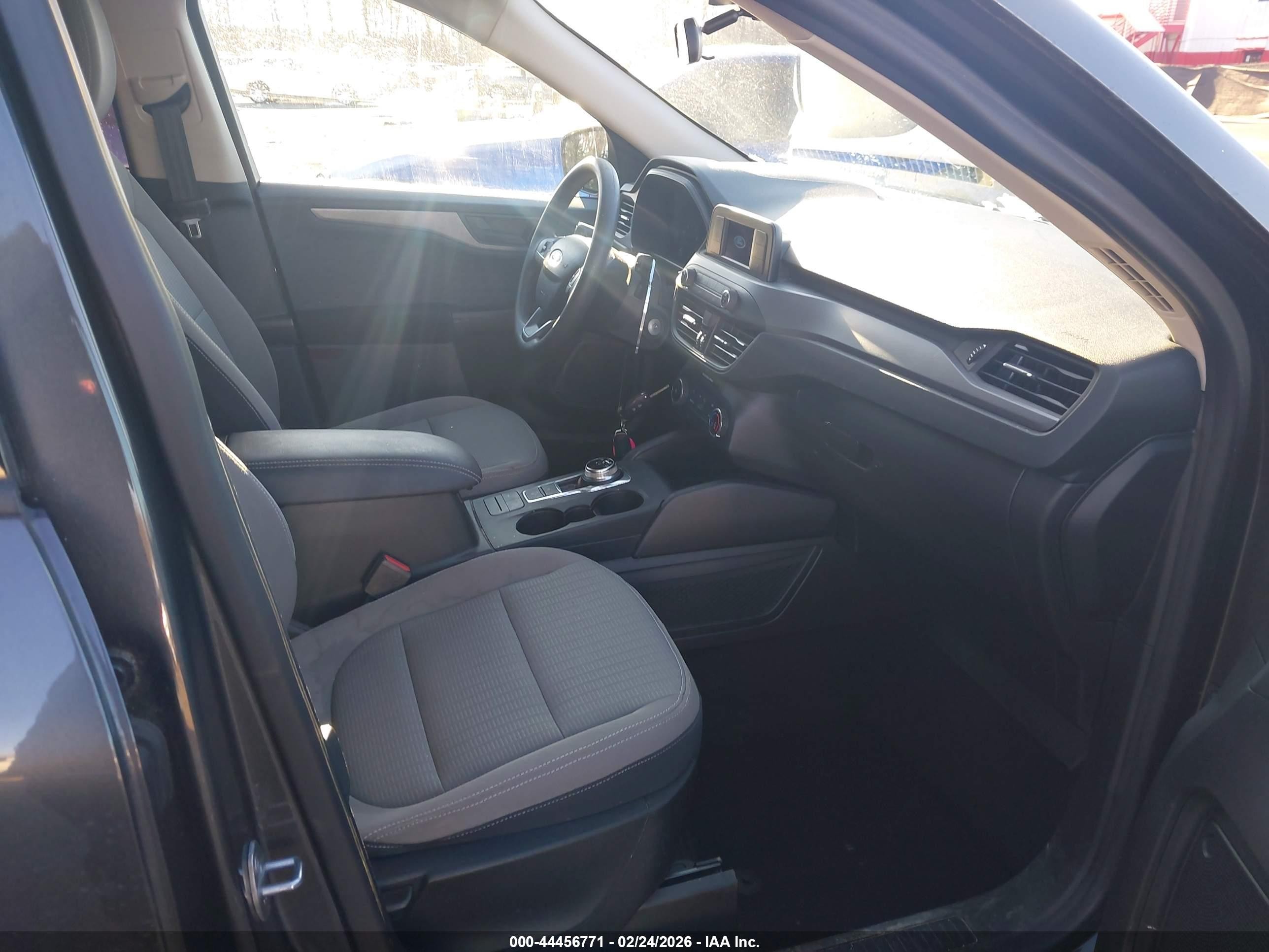 FORD ESCAPE S 2020