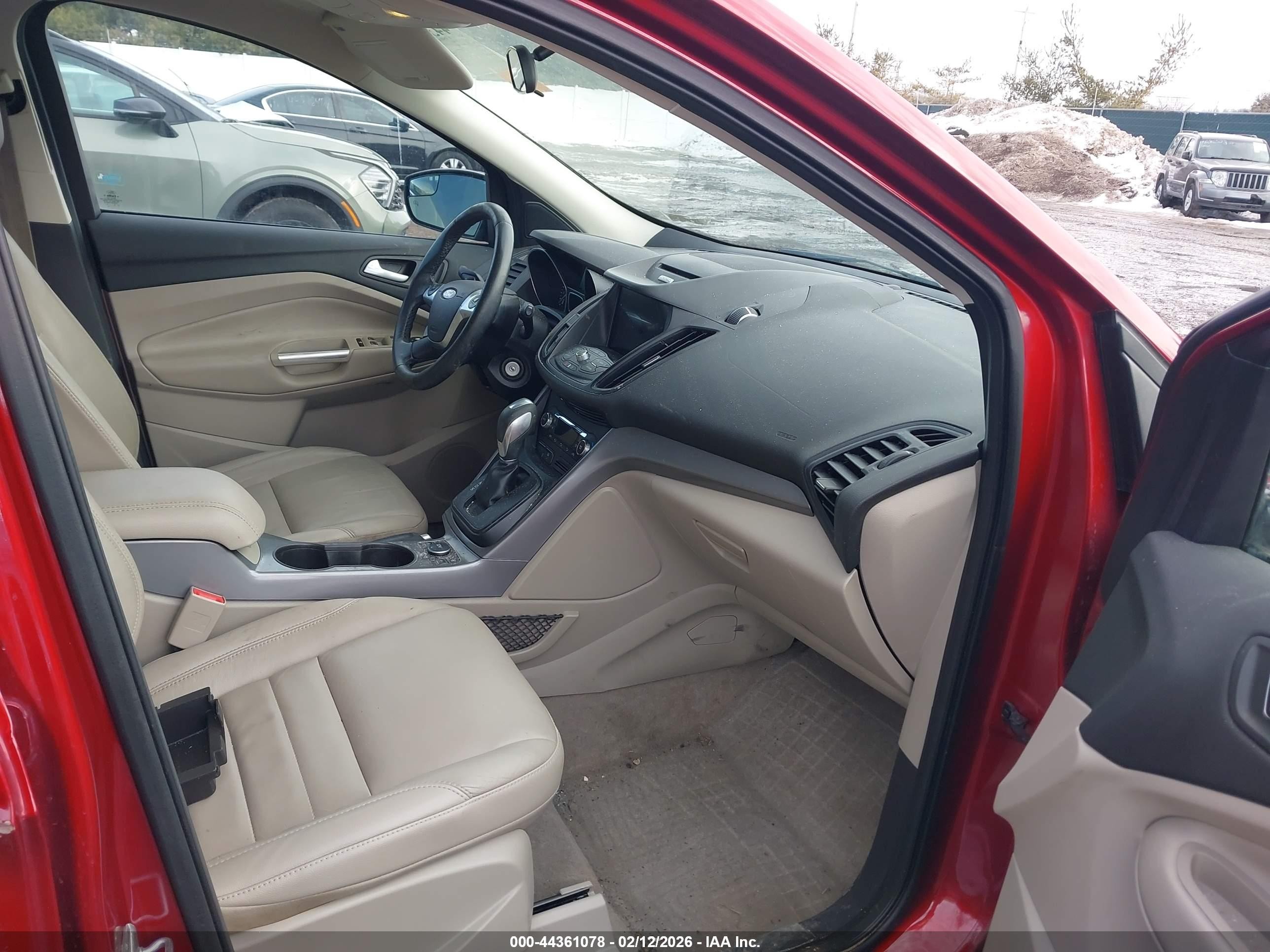 FORD ESCAPE SE 2016