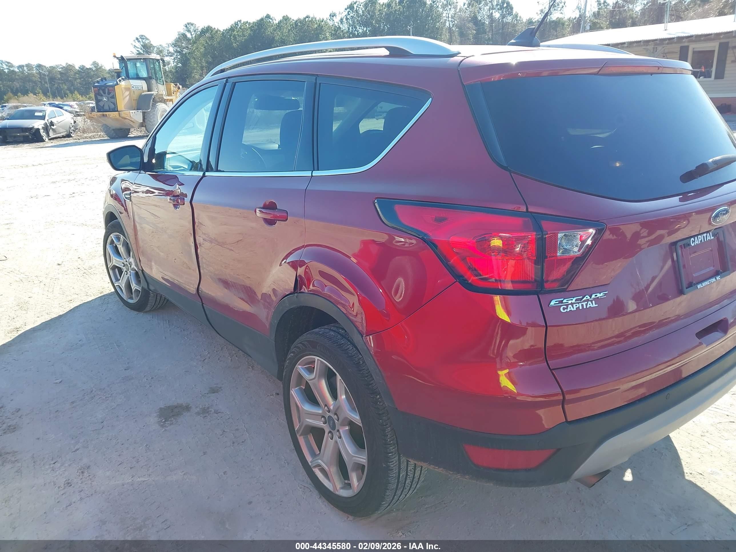 FORD ESCAPE TITANIUM 2019