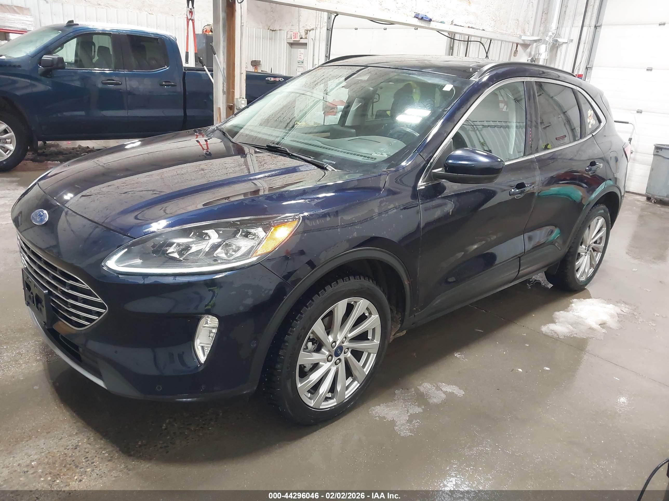 FORD ESCAPE TITANIUM 2021