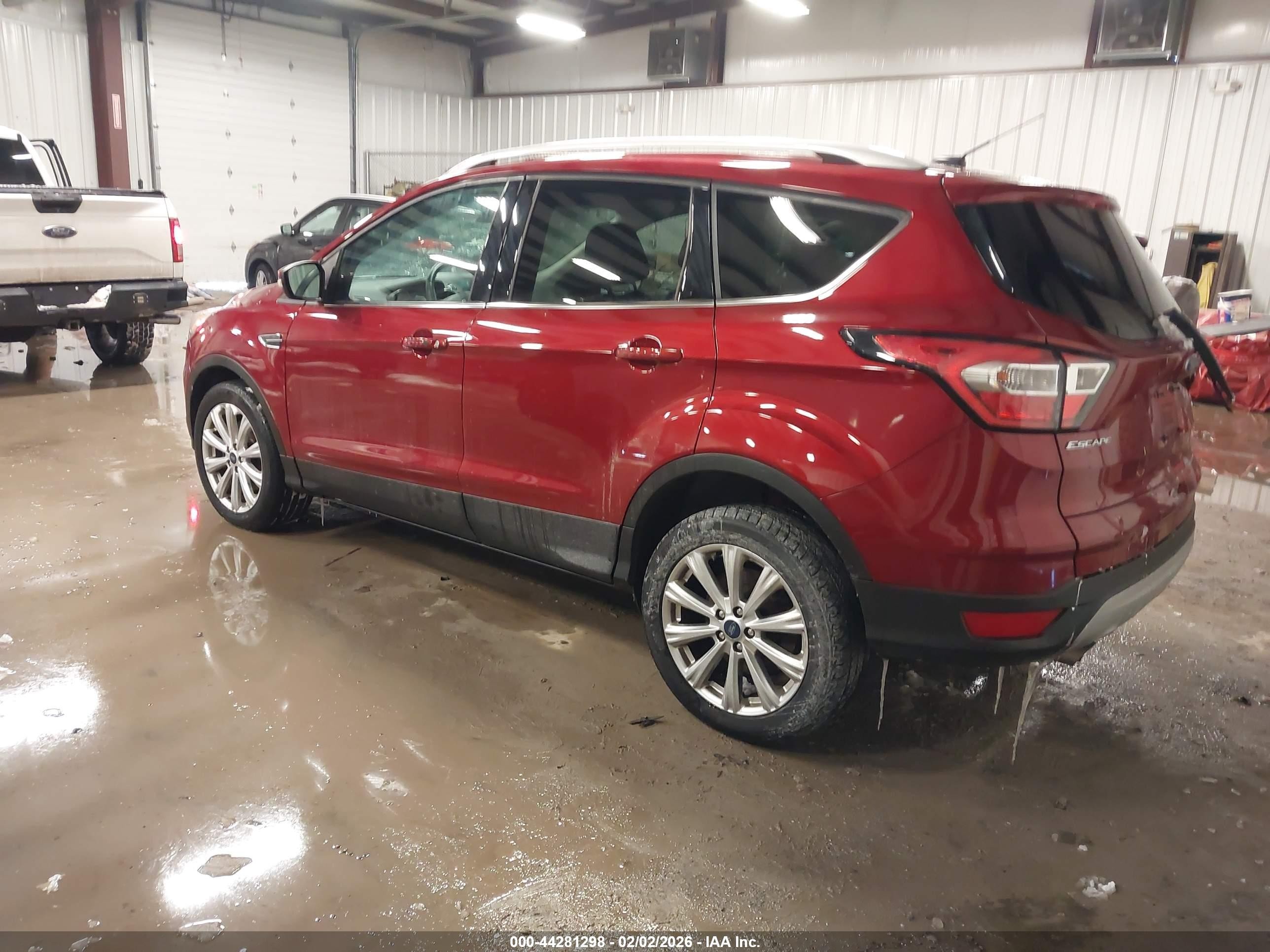 FORD ESCAPE TITANIUM 2017