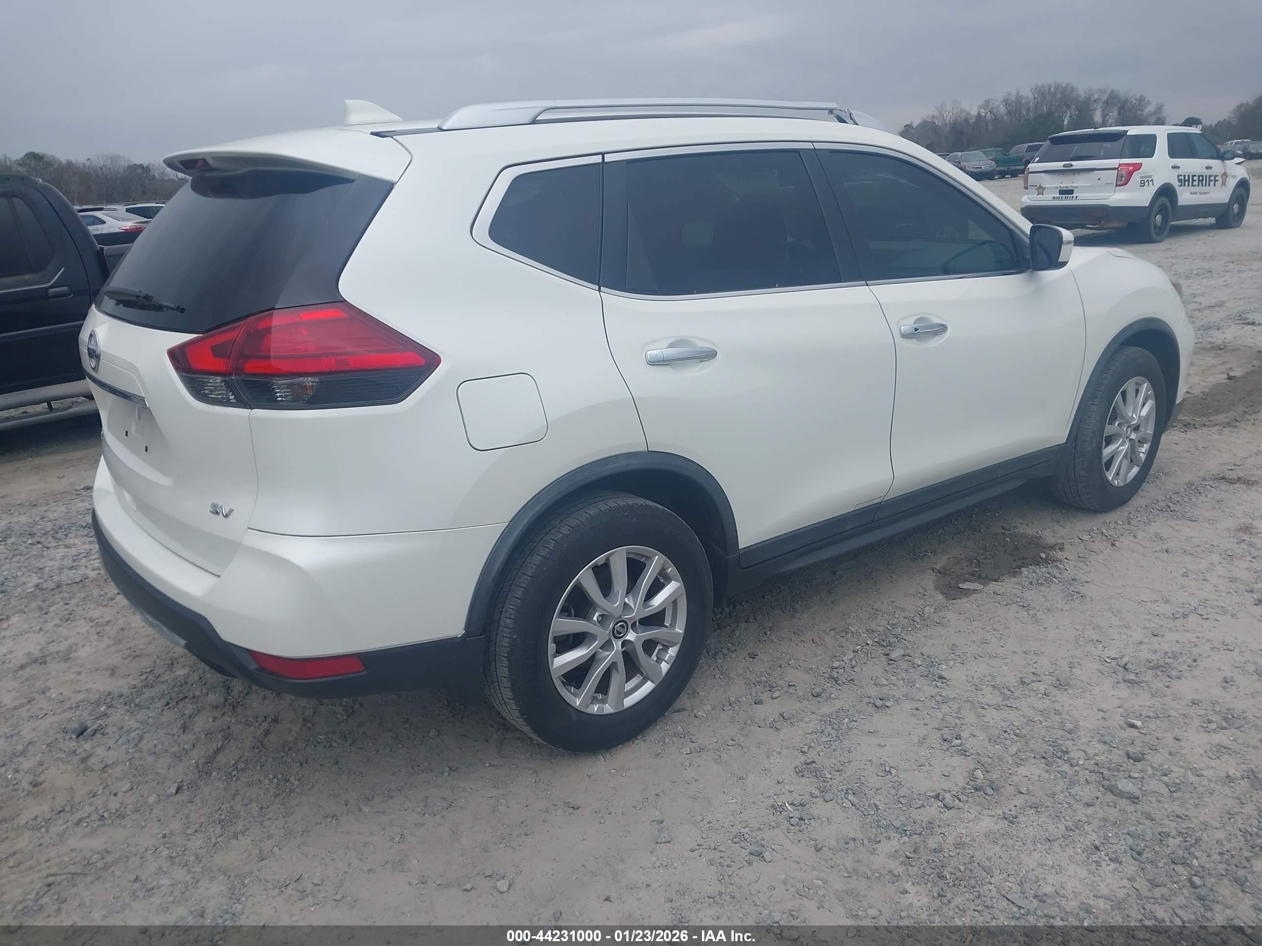 NISSAN ROGUE SV 2017