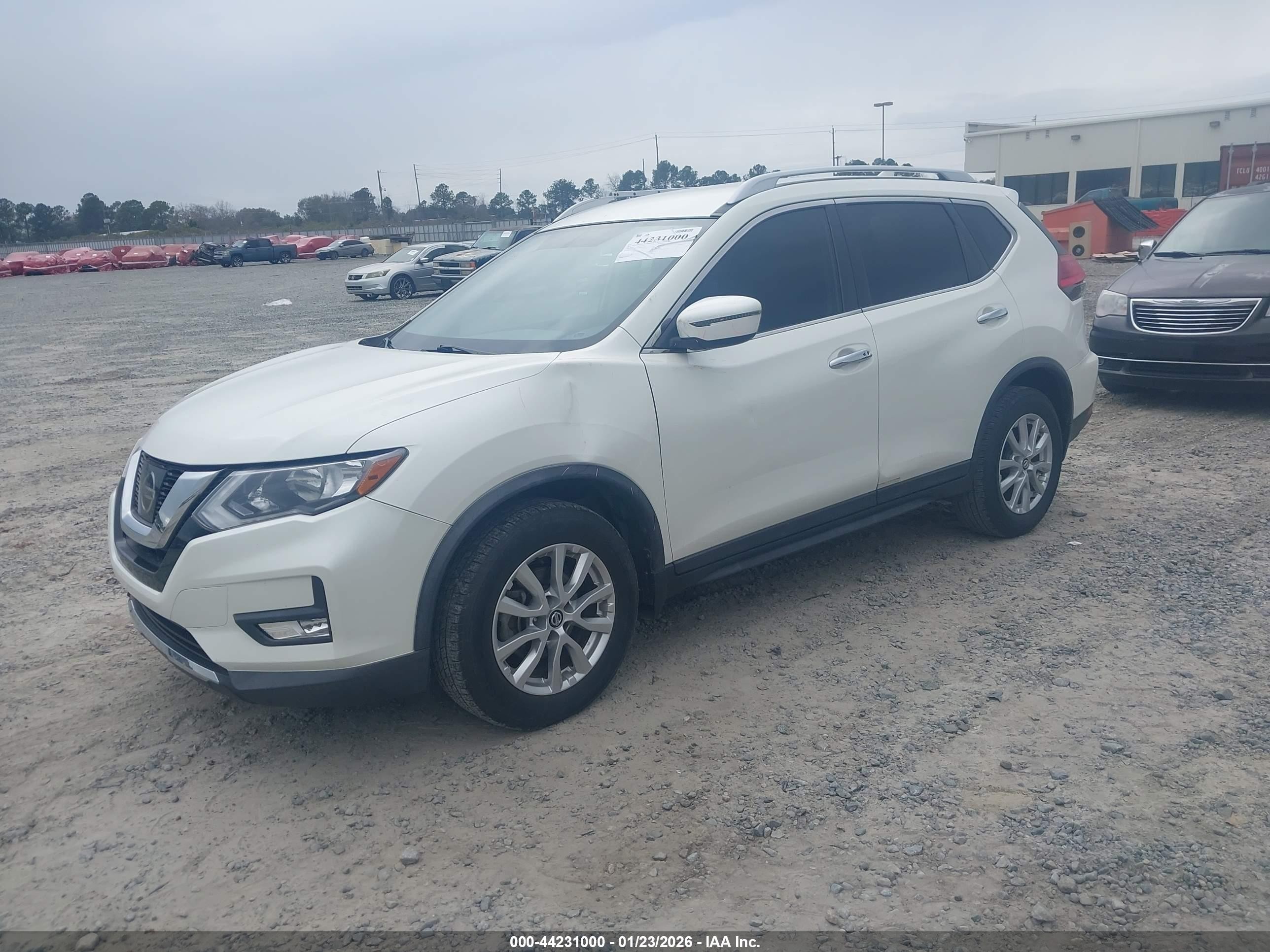NISSAN ROGUE SV 2017