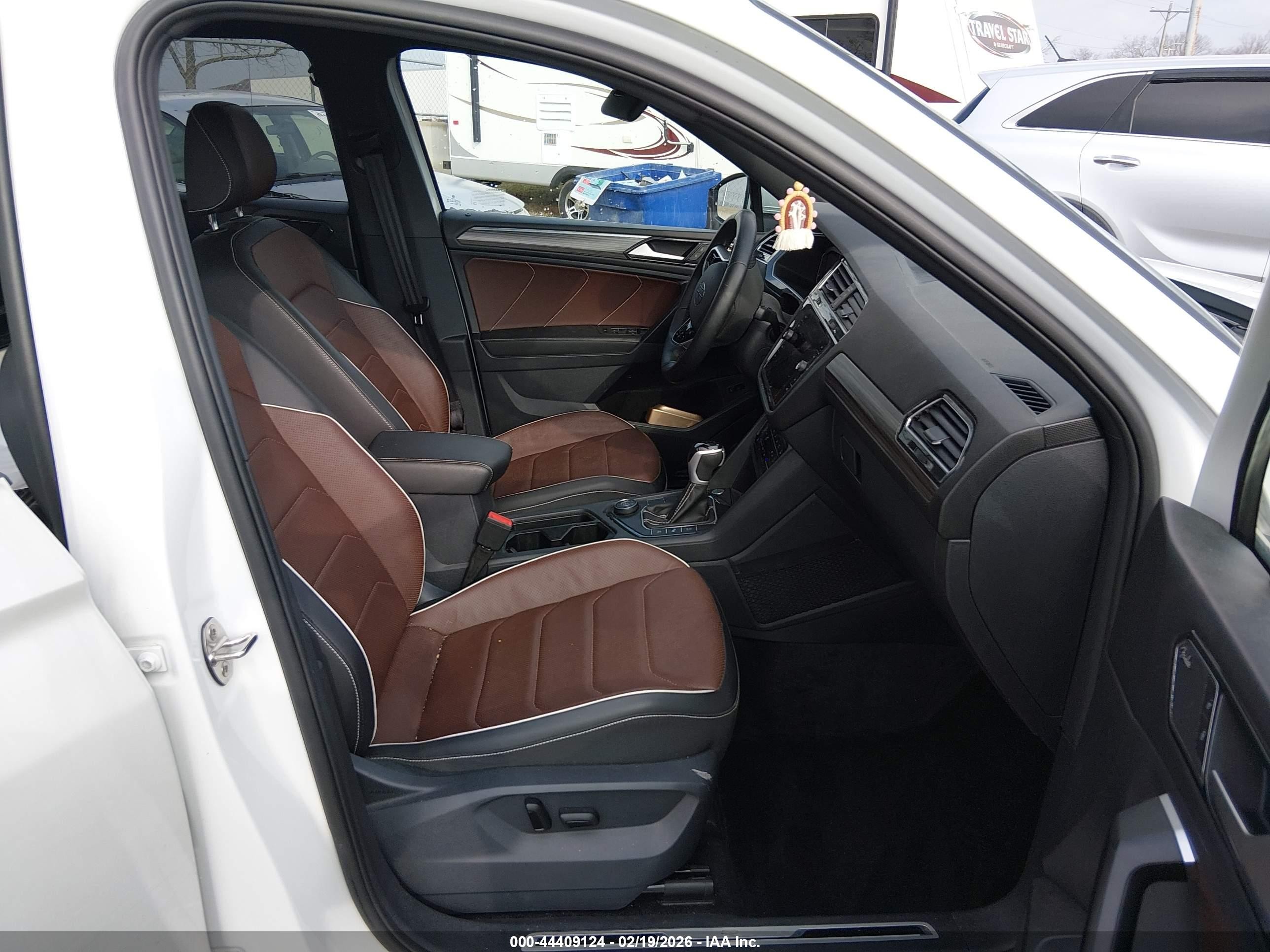 VOLKSWAGEN TIGUAN 2.0T SEL R-LINE 2024