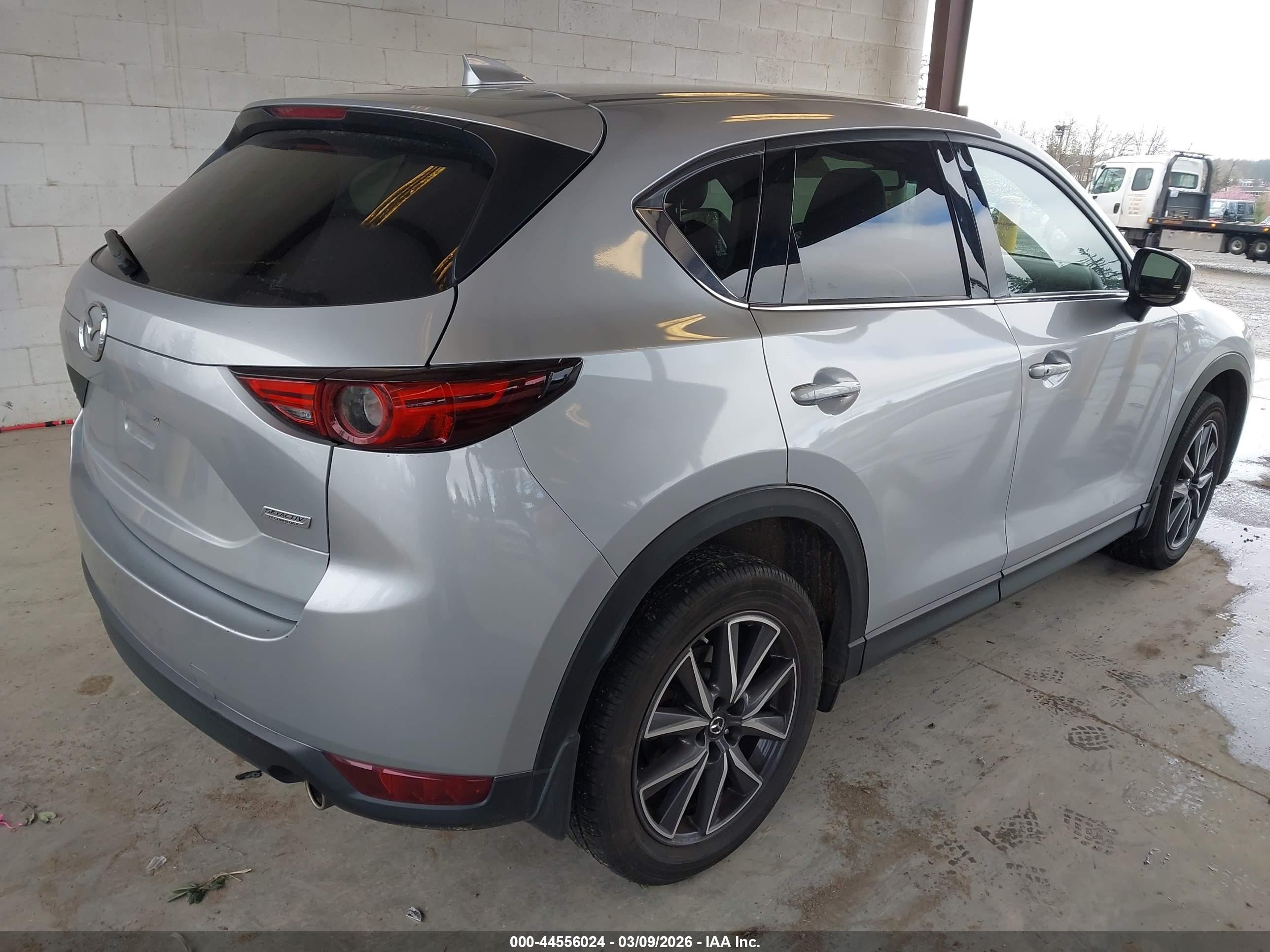 MAZDA CX-5 GRAND TOURING 2018