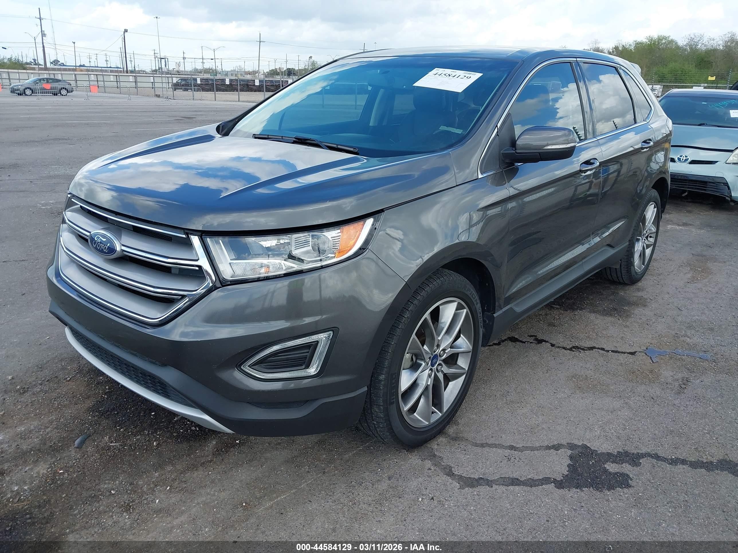 FORD EDGE TITANIUM 2016