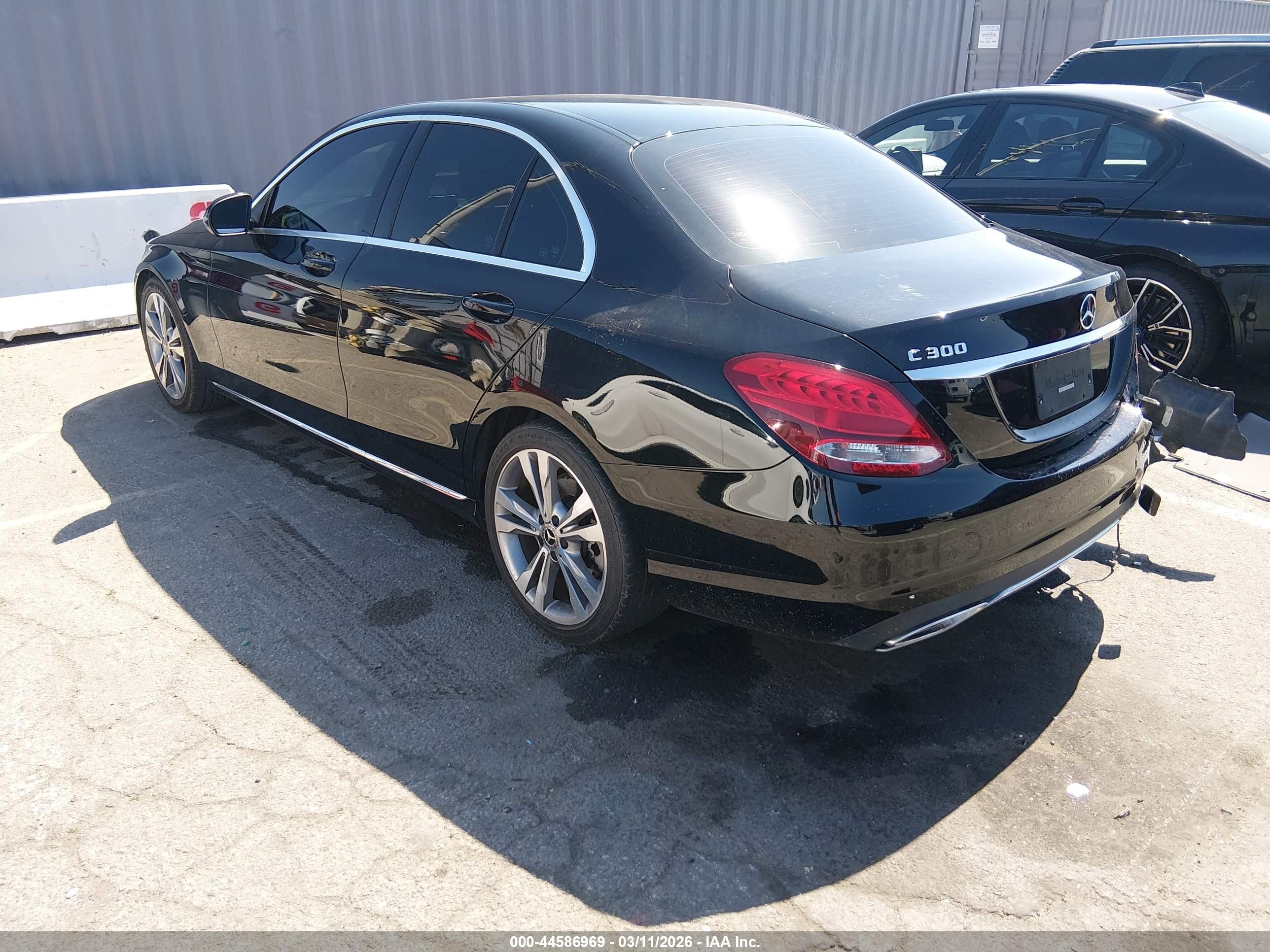 MERCEDES-BENZ C 300 2018