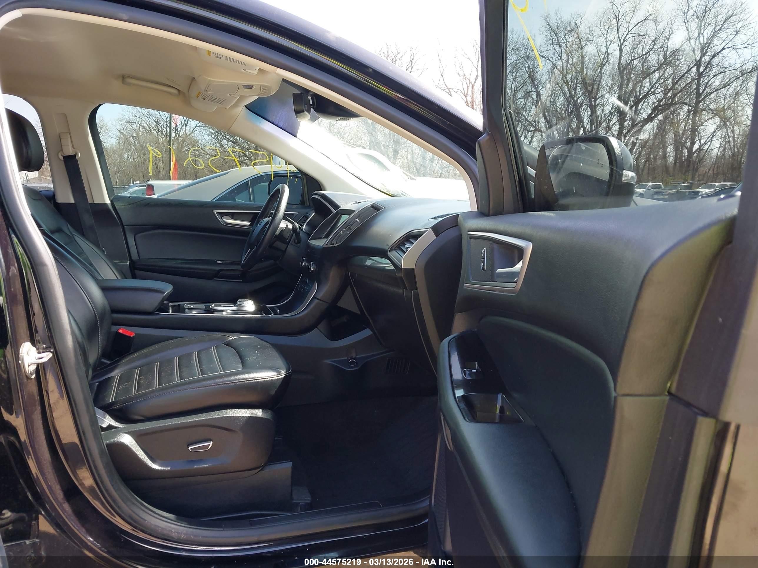 FORD EDGE SEL 2019